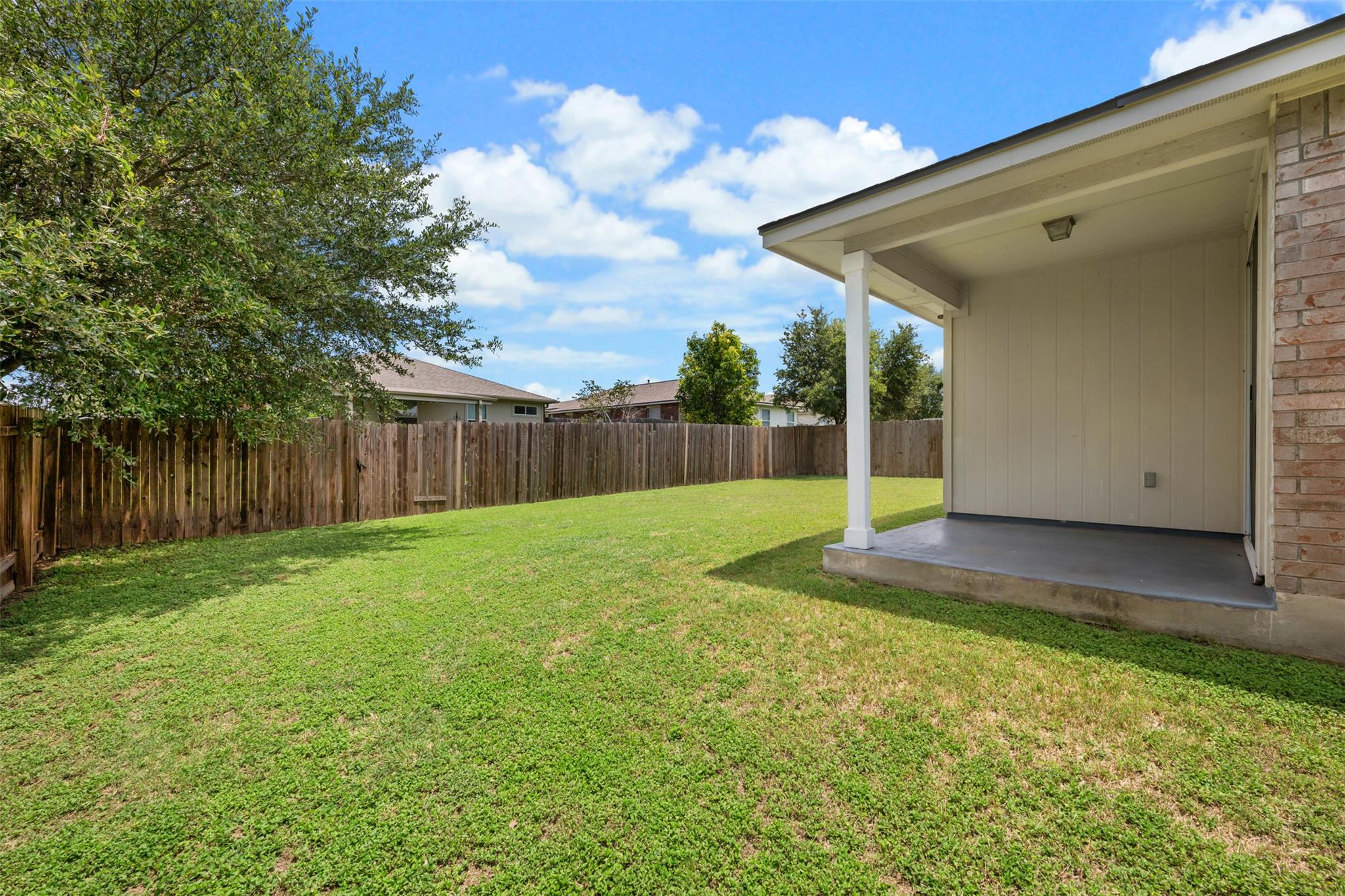 1004 Whitley Dr Property Photo 34