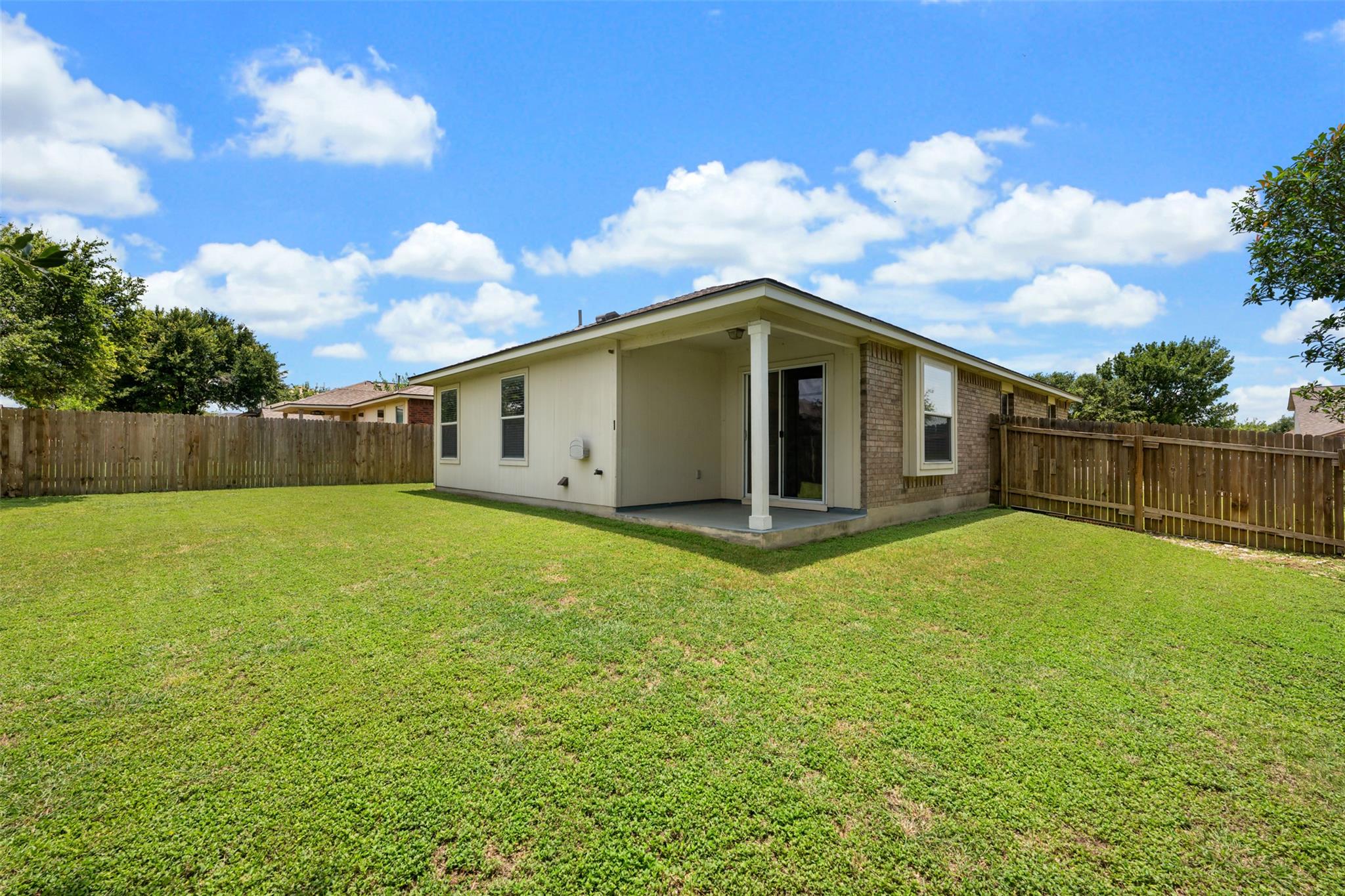 1004 Whitley Dr Property Photo 35