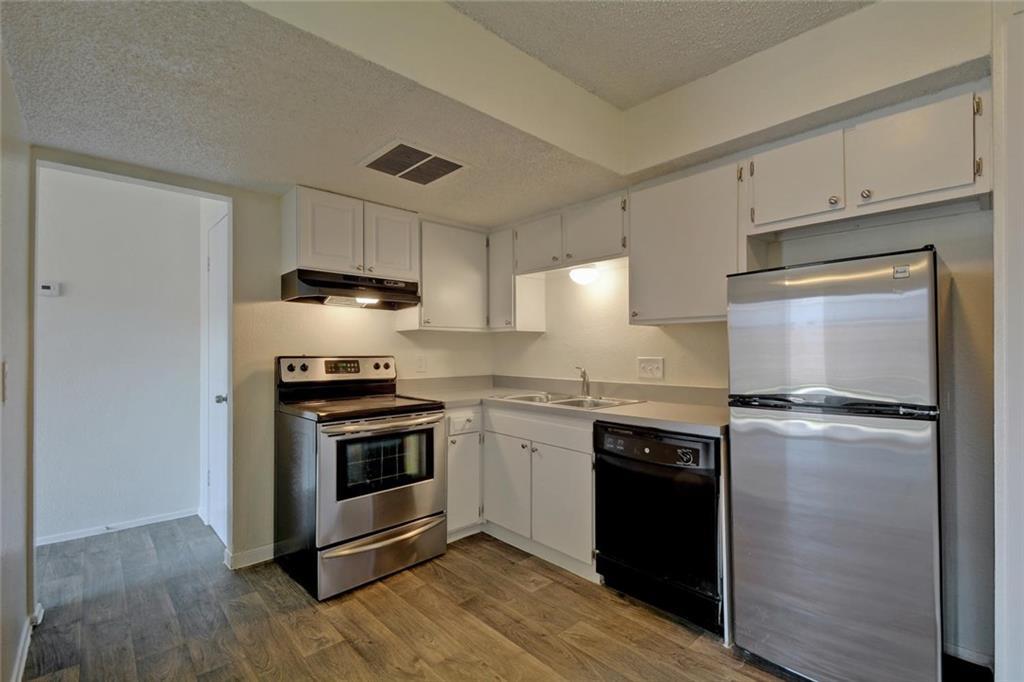 1825 Wooten Park Dr #101 Property Photo 10