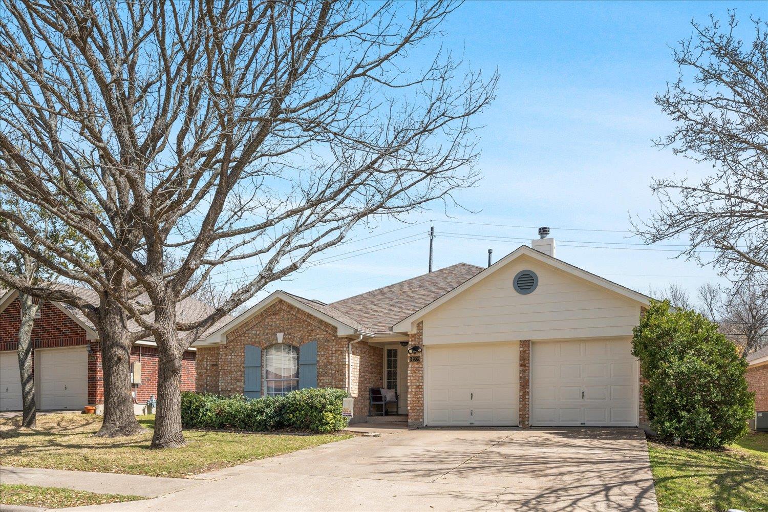 14909 Babbling Brook Dr Property Photo