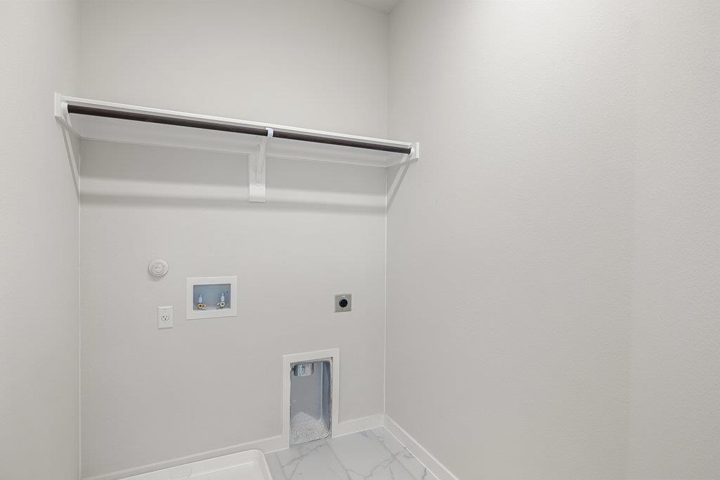 17504 Emperador Dr Property Photo 17