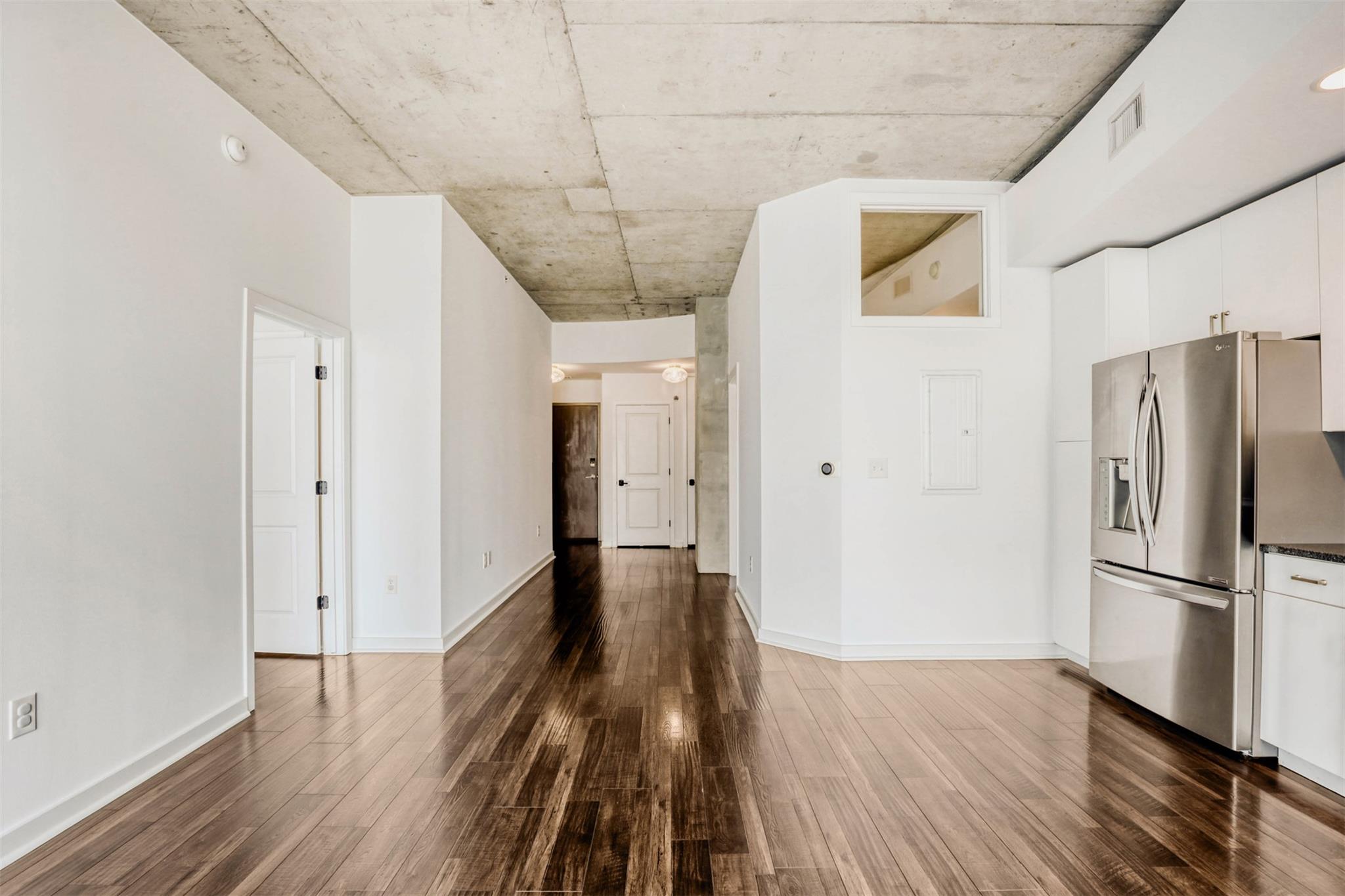 360 Nueces St #2004 Property Photo 16