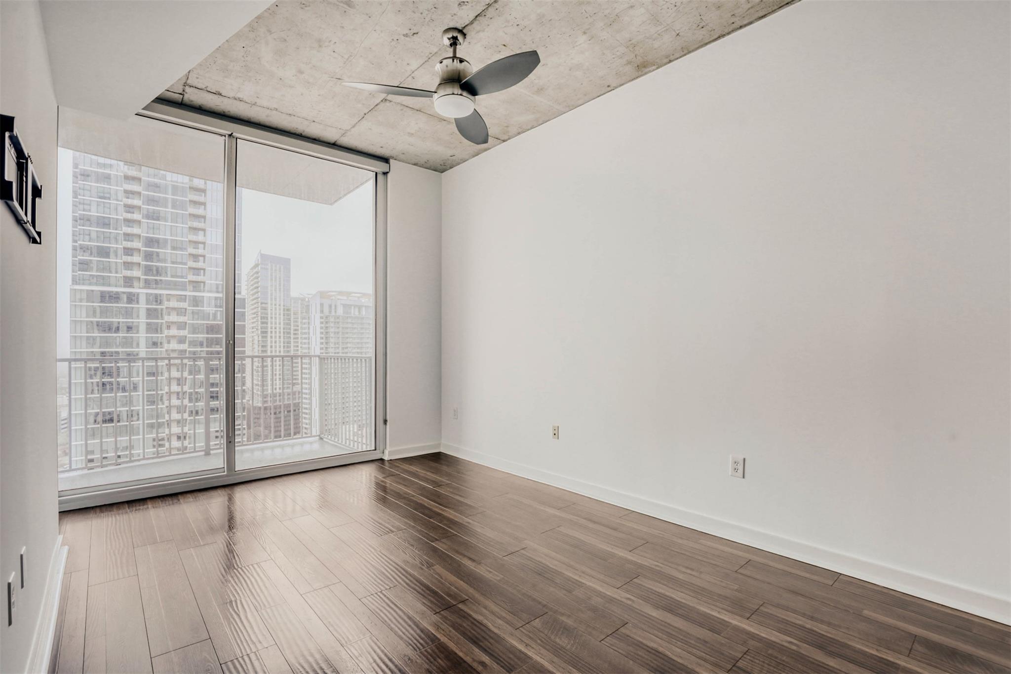 360 Nueces St #2004 Property Photo 22