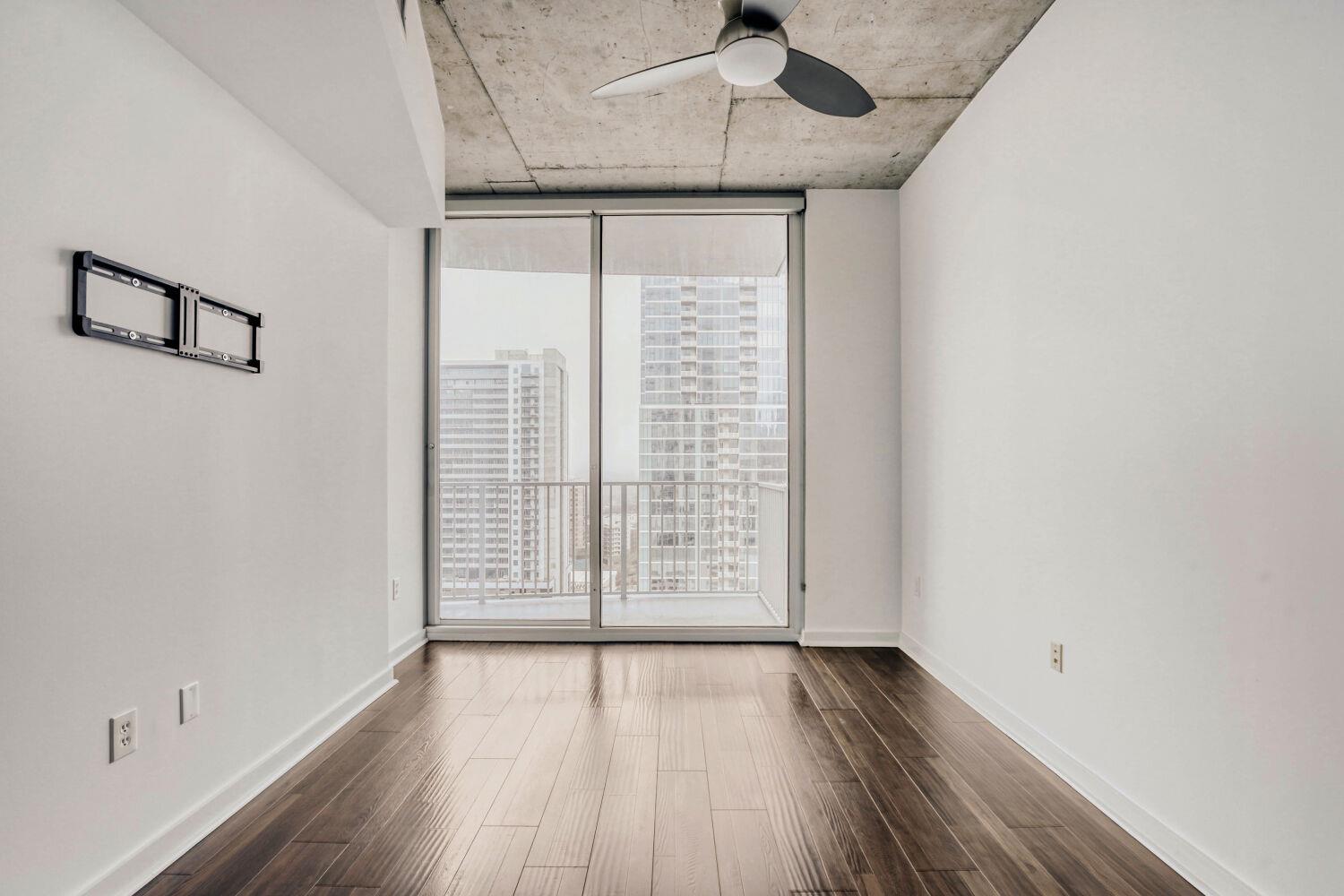 360 Nueces St #2004 Property Photo 25