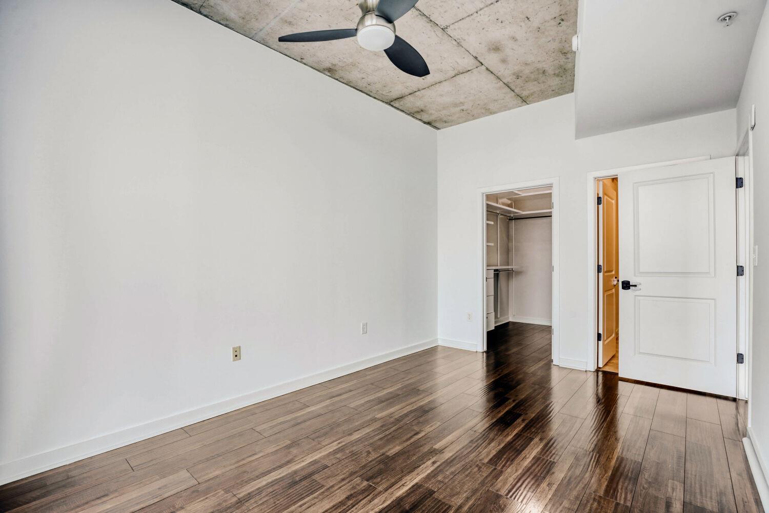 360 Nueces St #2004 Property Photo 26