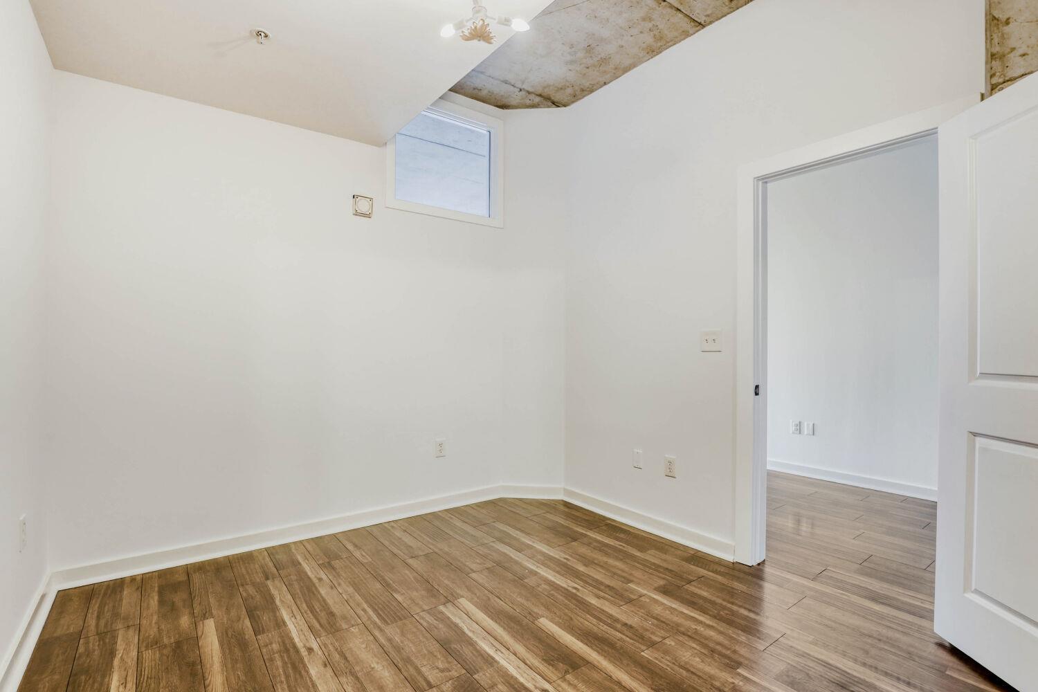 360 Nueces St #2004 Property Photo 32