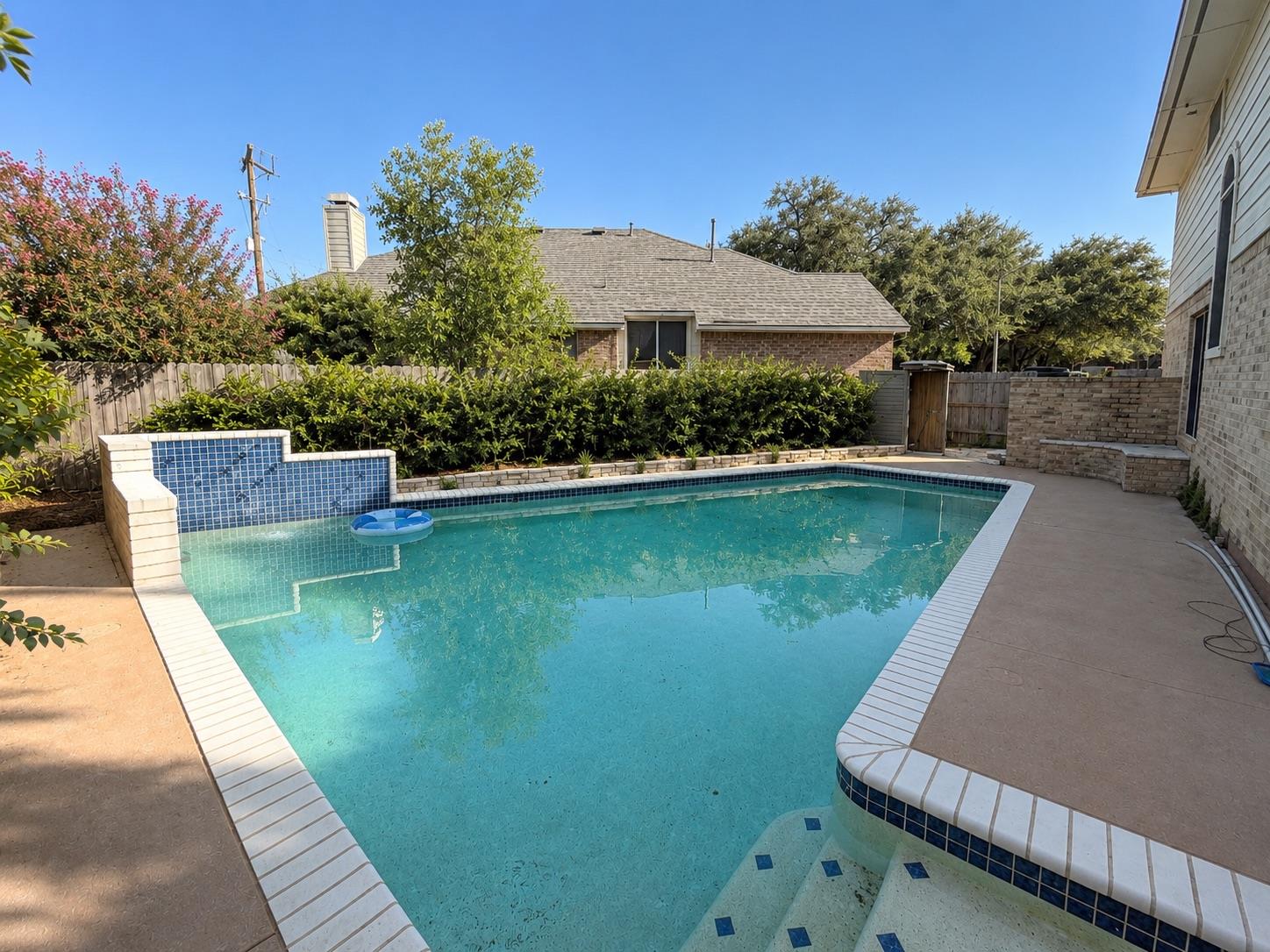 1610 Juniper Ridge Loop Property Photo 1