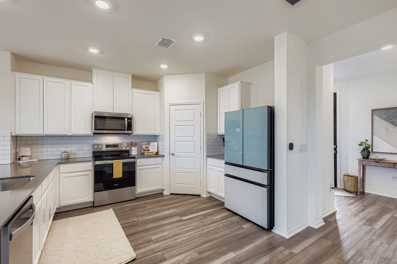 7806 Song Sparrow Dr #4 Property Photo 4