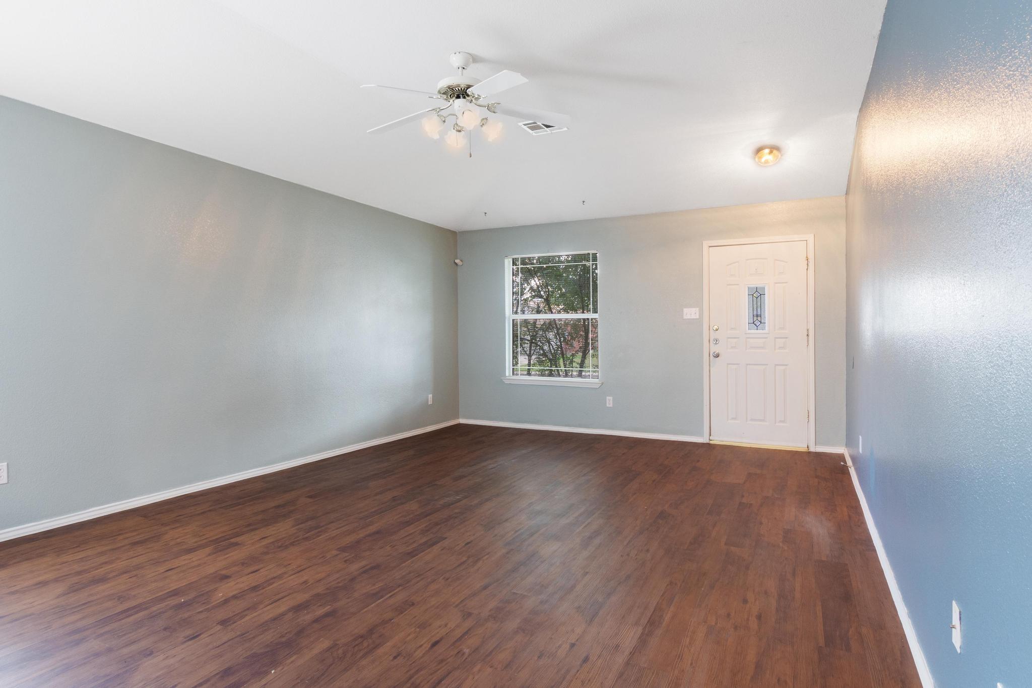 128 Star Of Texas Dr Property Photo 6