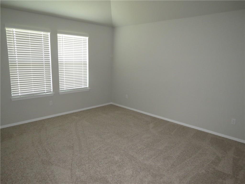 201 Stein Rd Property Photo 11