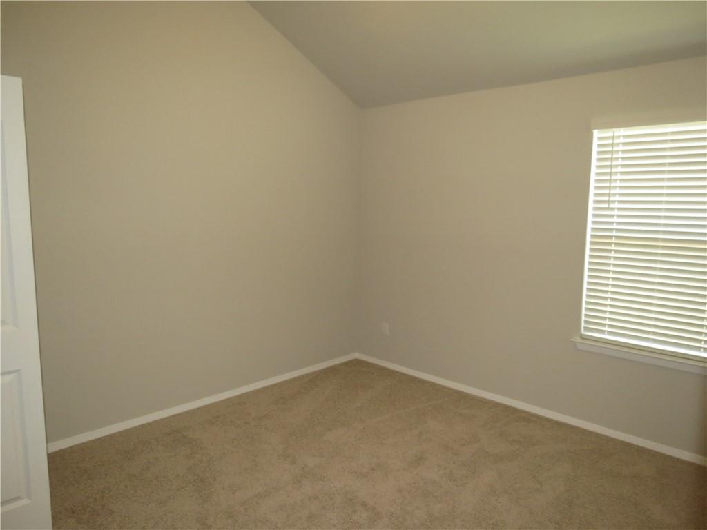 201 Stein Rd Property Photo 15