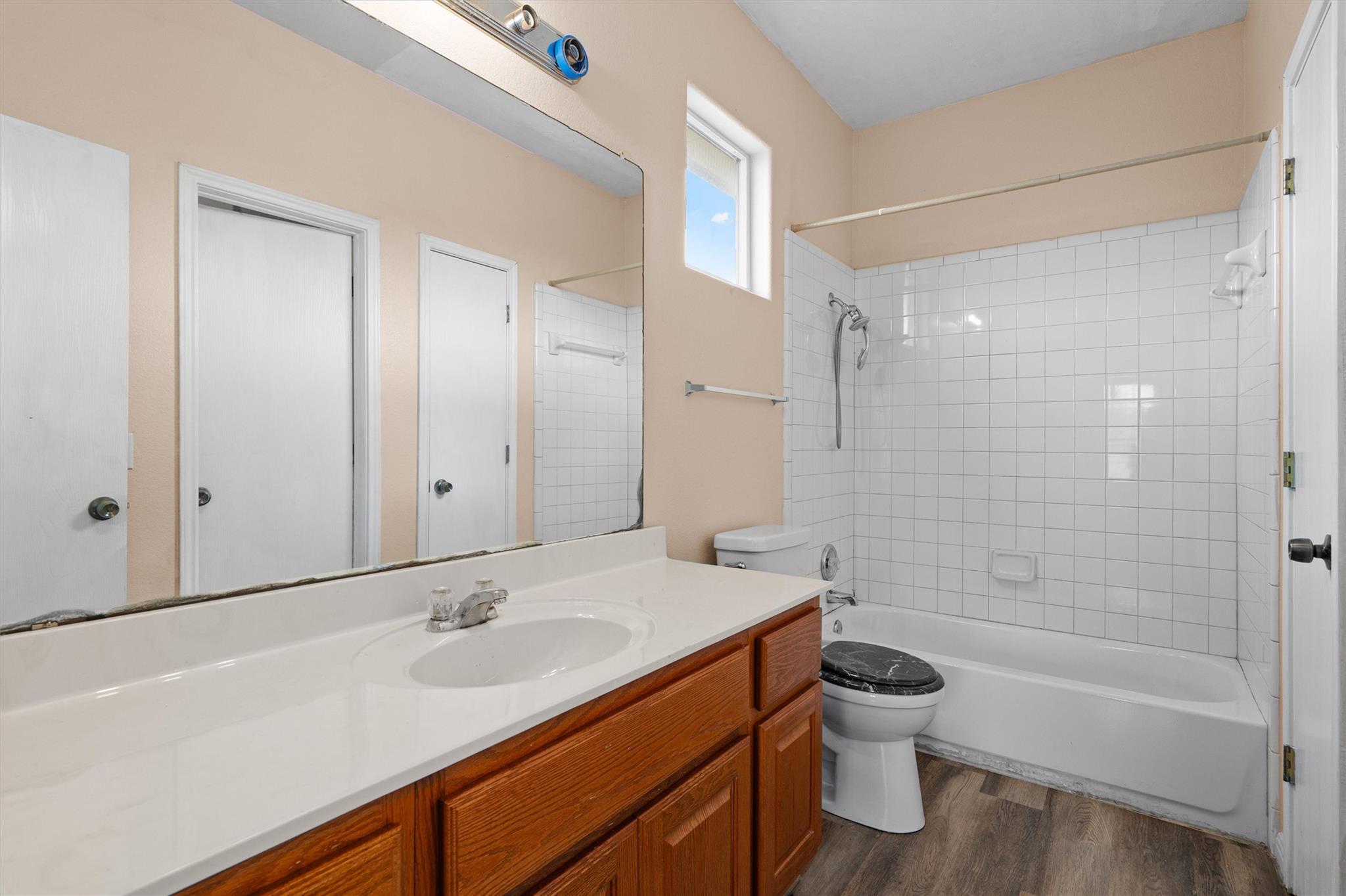 7502 Lazy Creek Dr #a Property Photo 16