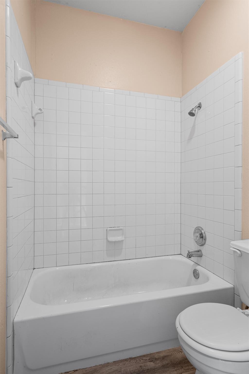 7502 Lazy Creek Dr #a Property Photo 24