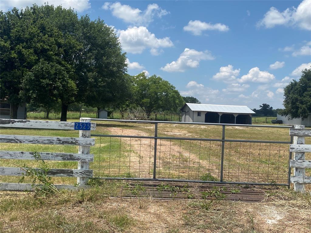 2525 State Highway 159 Property Photo