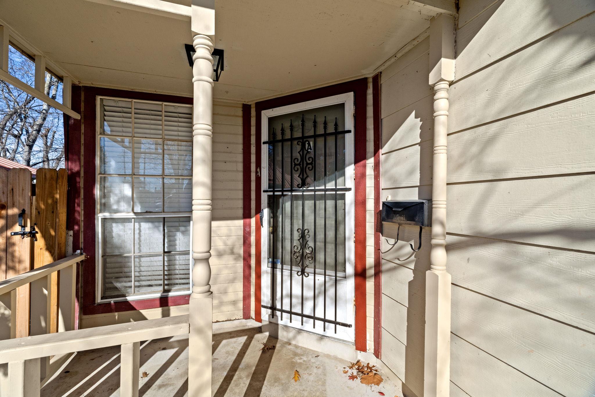 12130 Thompkins Dr #a Property Photo 5