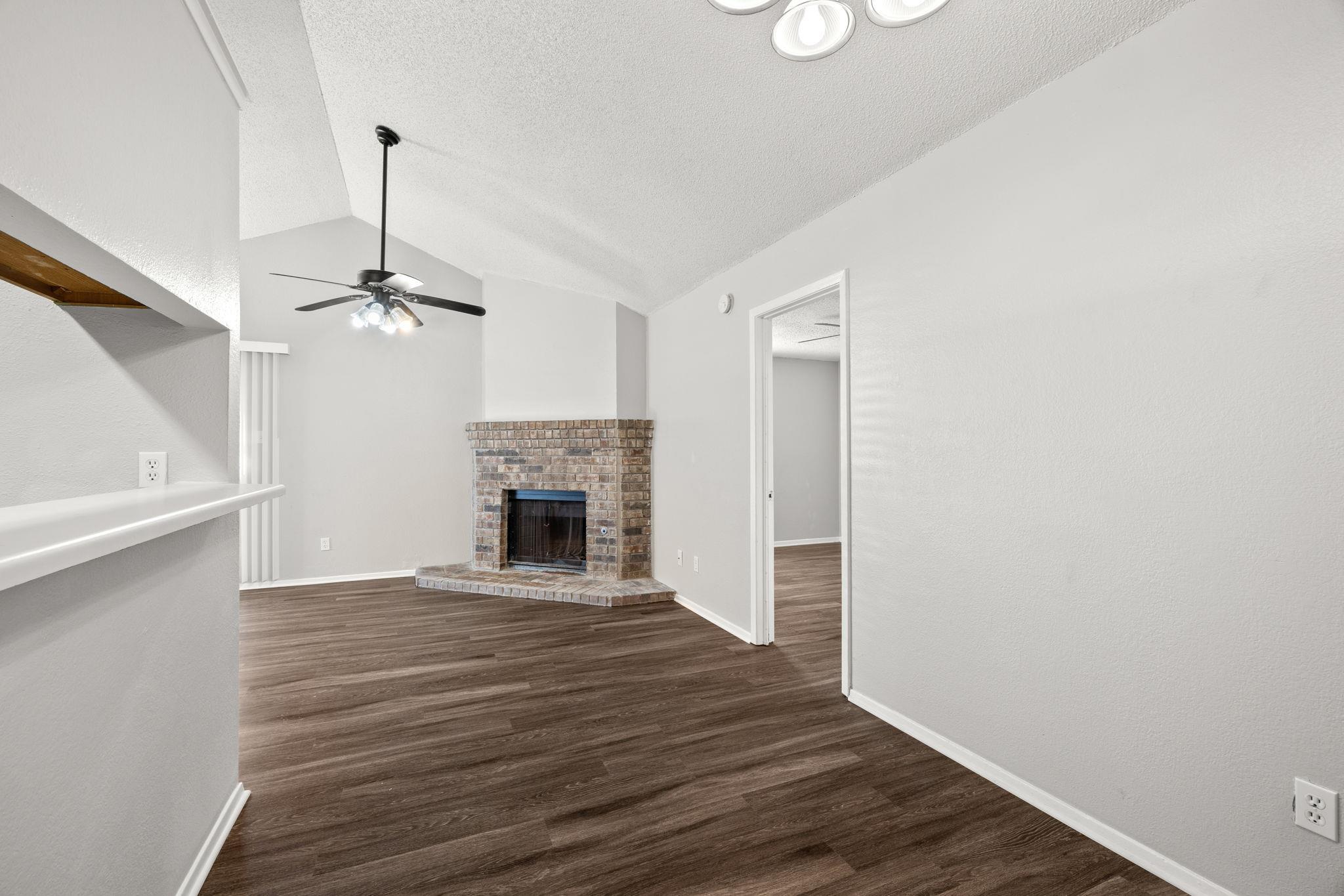 12130 Thompkins Dr #a Property Photo 15