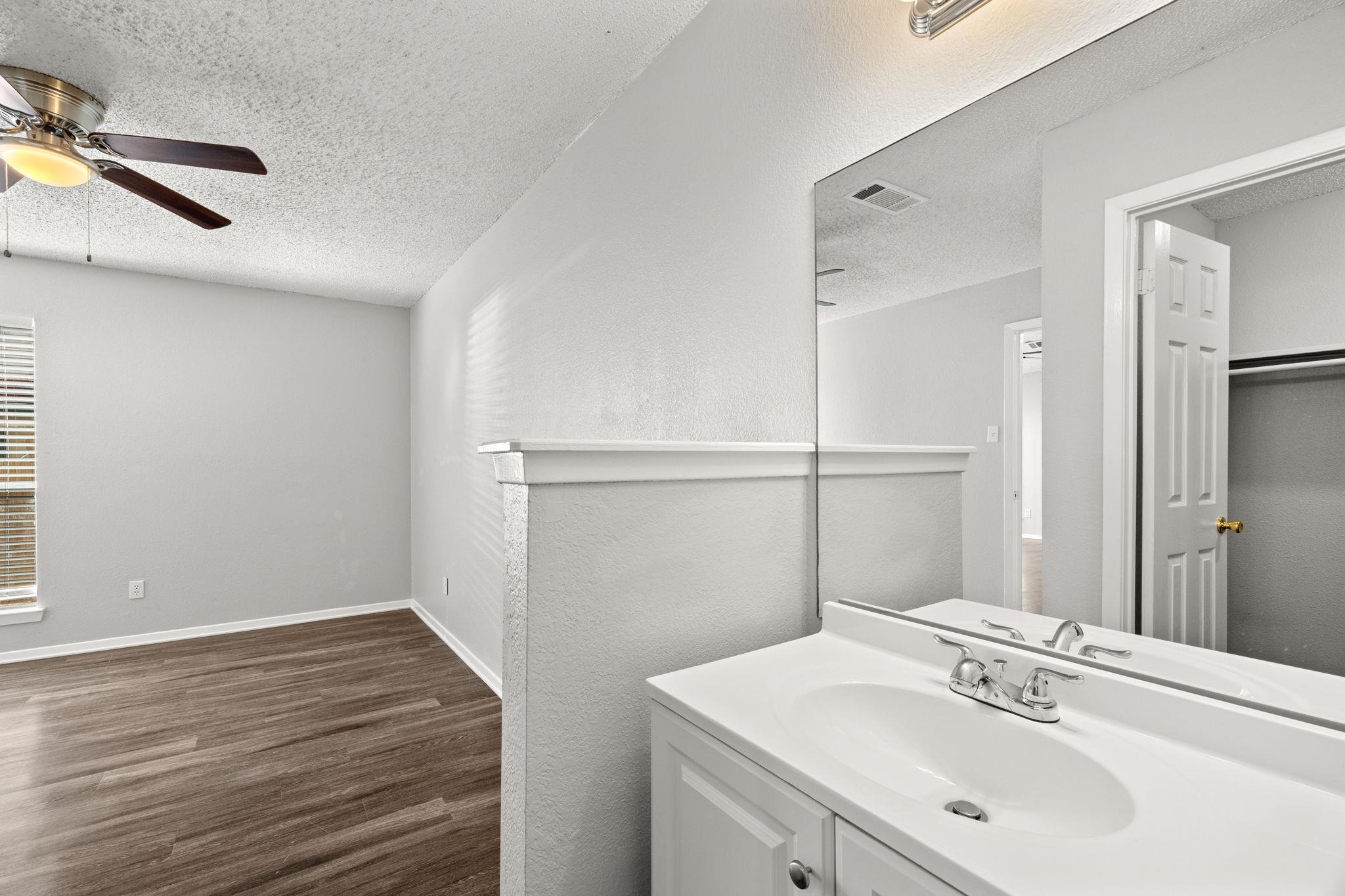 12130 Thompkins Dr #a Property Photo 21