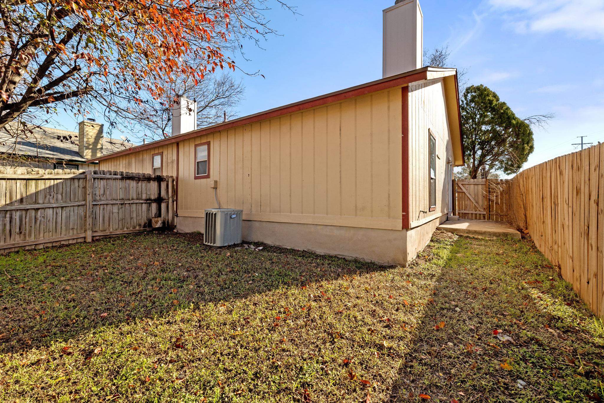 12130 Thompkins Dr #a Property Photo 33
