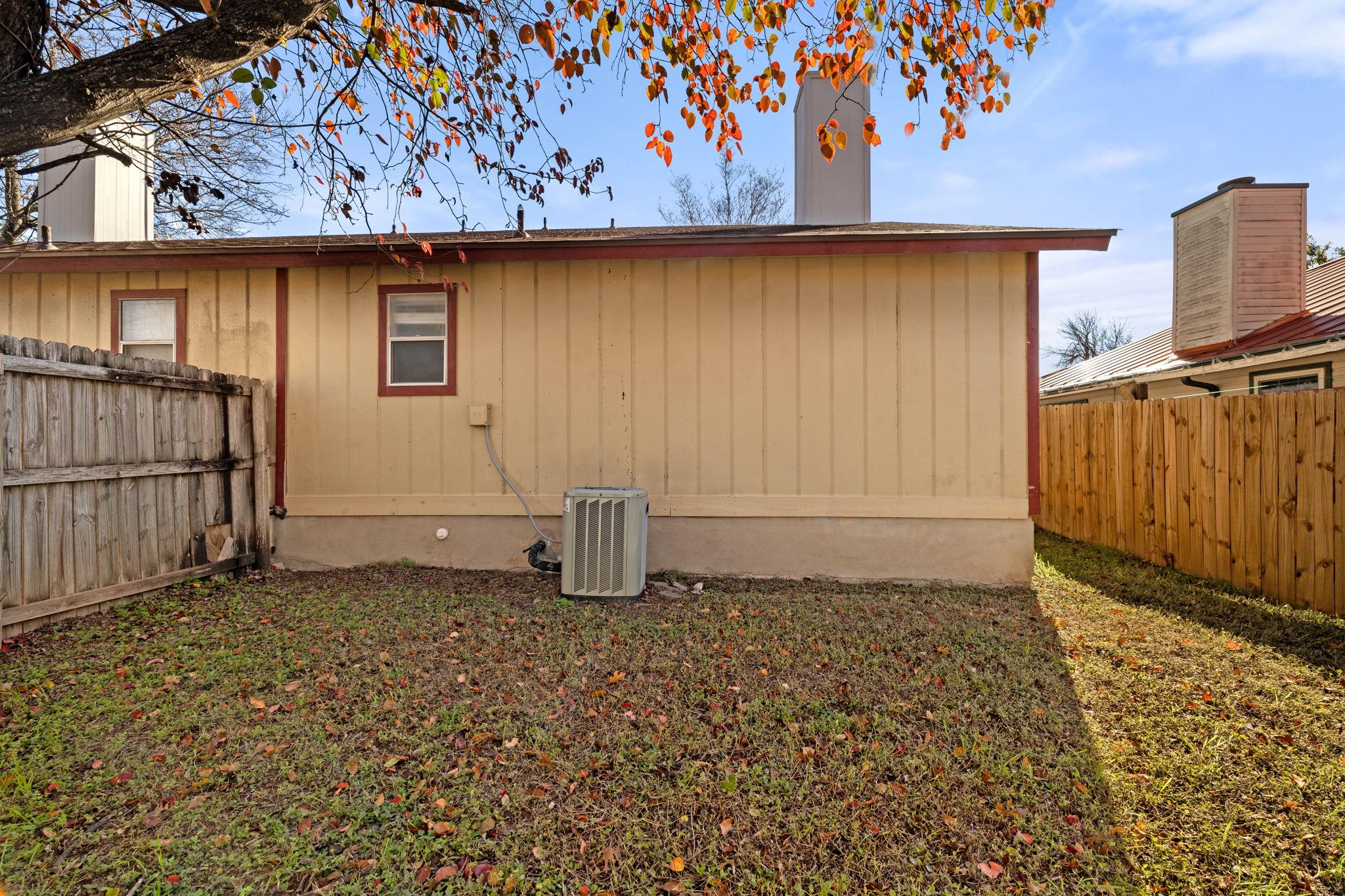 12130 Thompkins Dr #a Property Photo 34