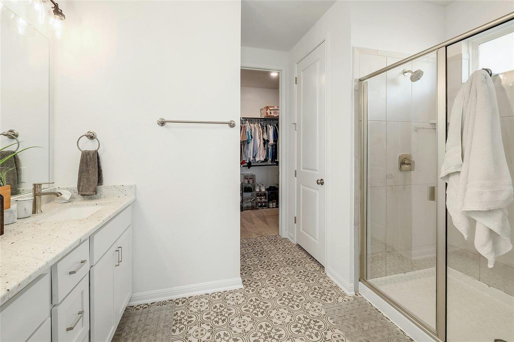 737 Leeward Pass Property Photo 19