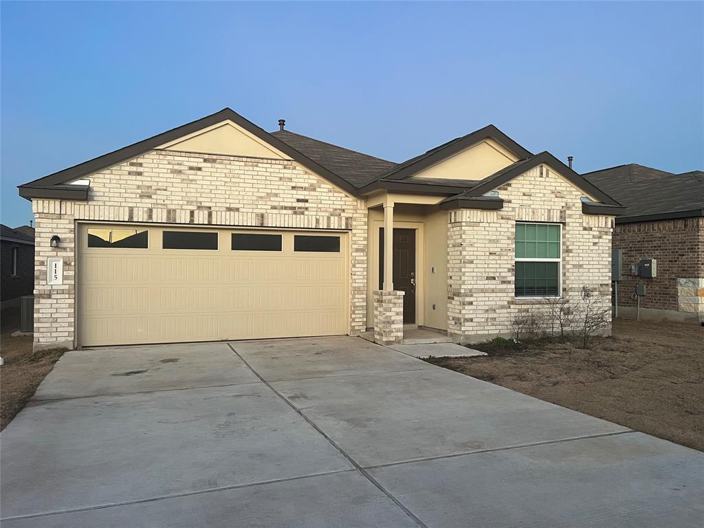 115 Vintage Dr Property Photo