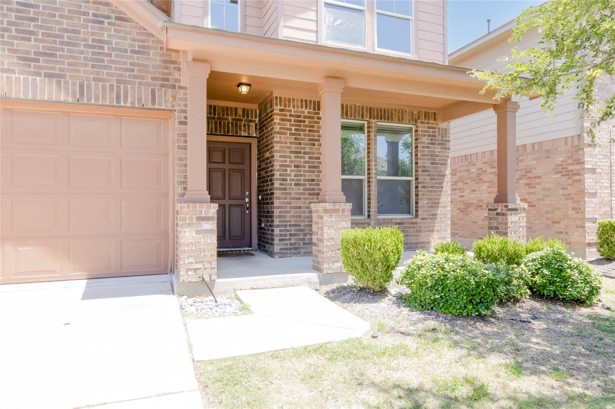 18313 Moreto Loop Property Photo 4