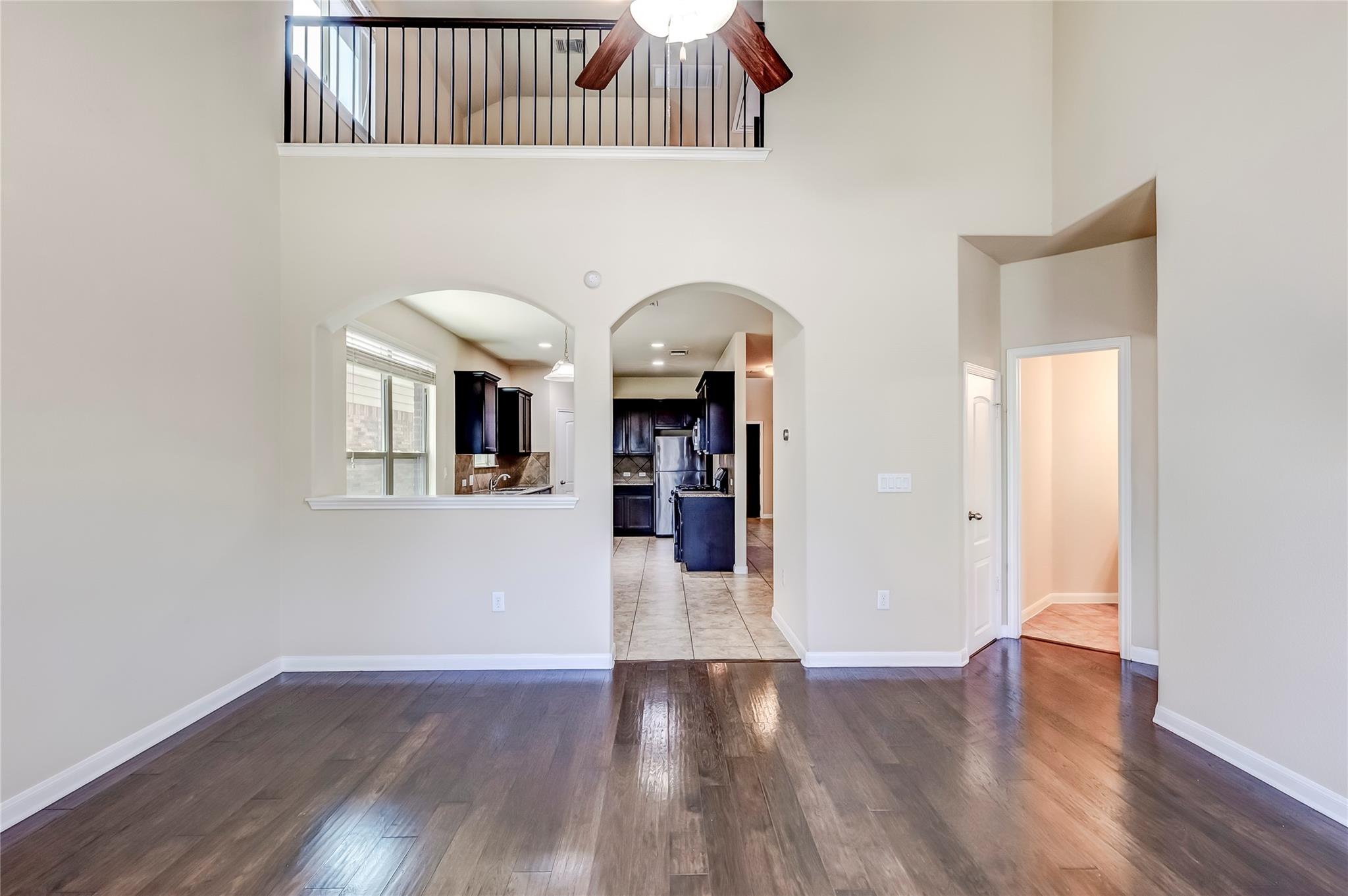 18313 Moreto Loop Property Photo 9