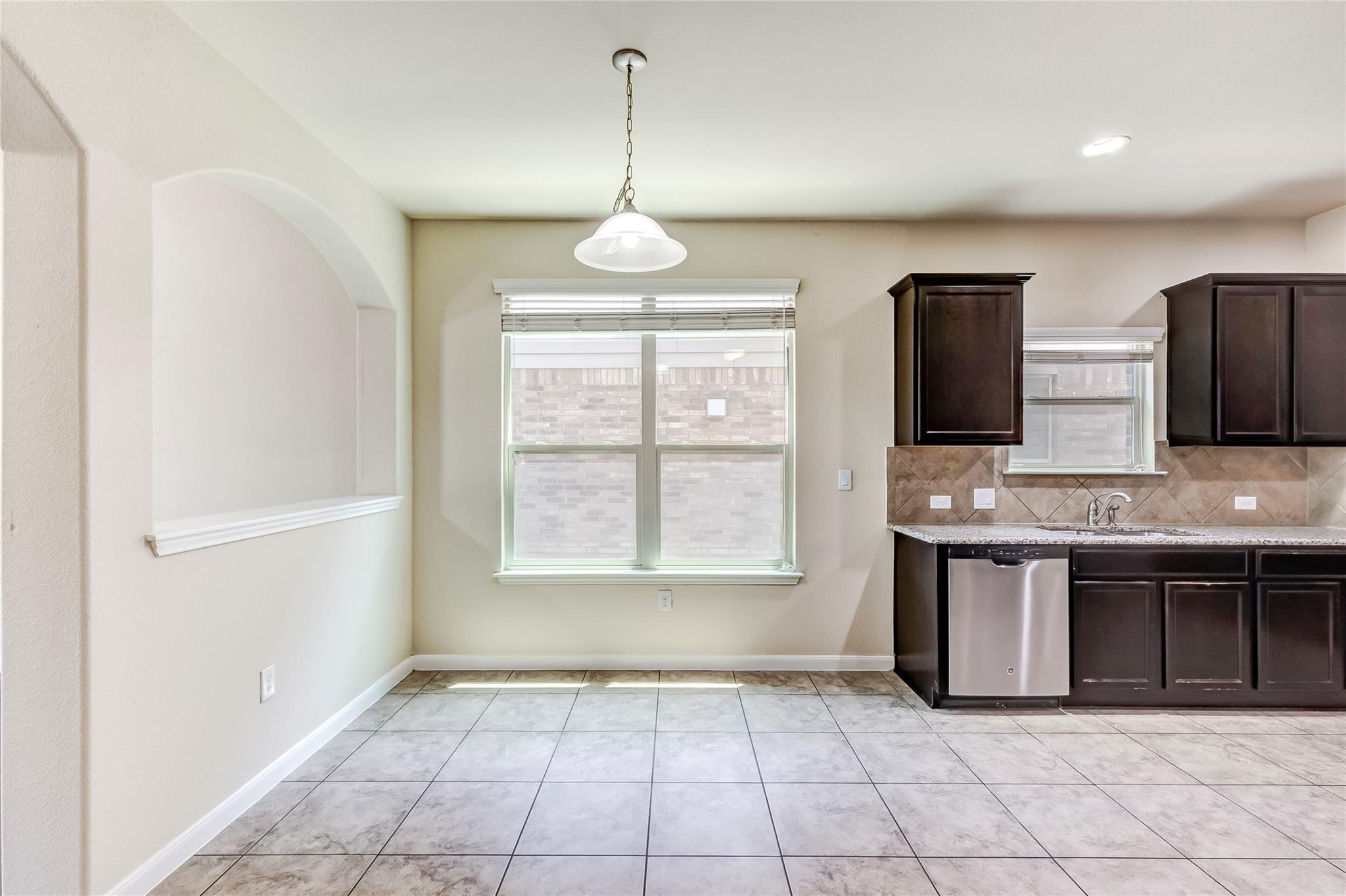 18313 Moreto Loop Property Photo 16