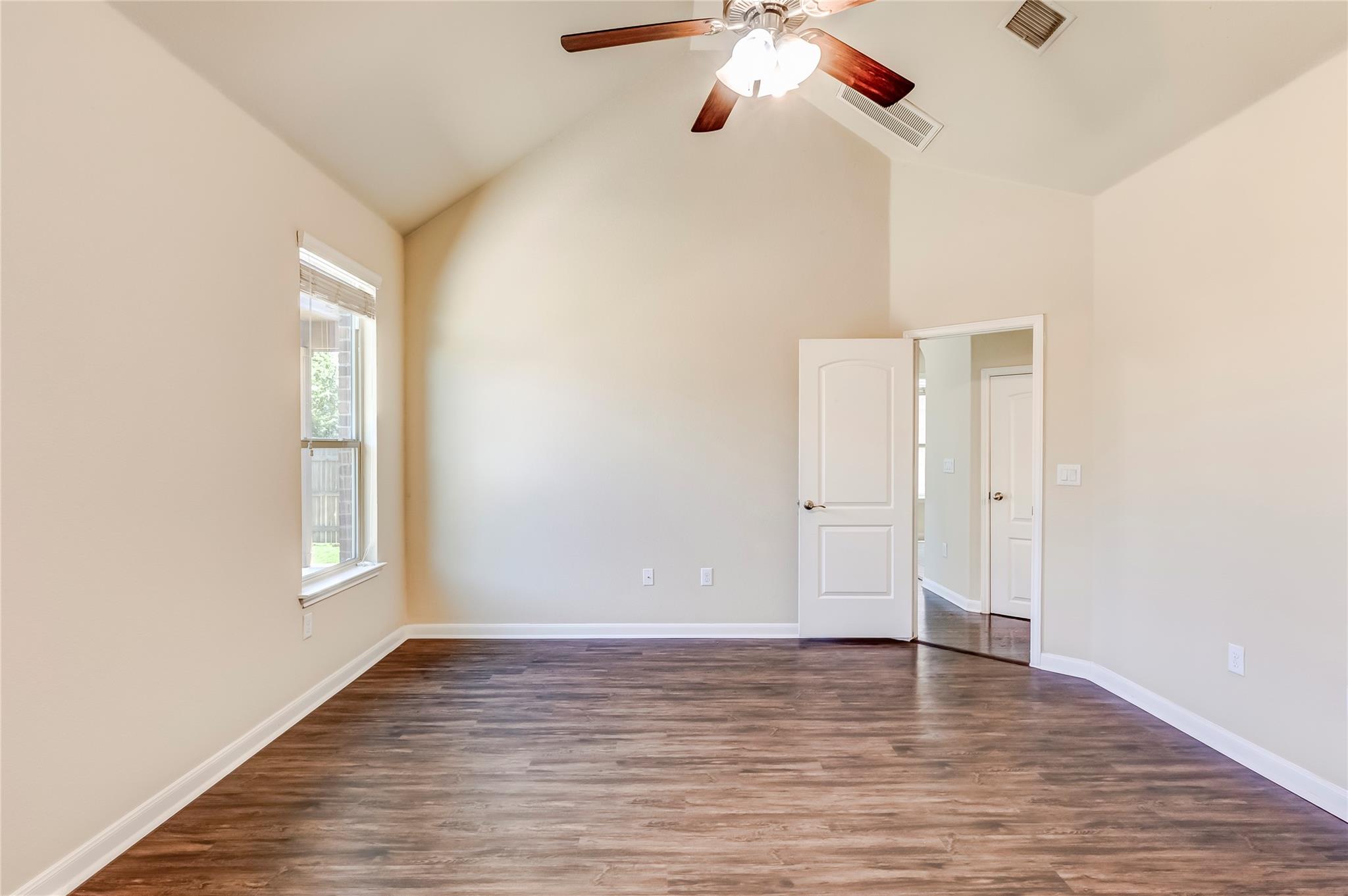 18313 Moreto Loop Property Photo 20