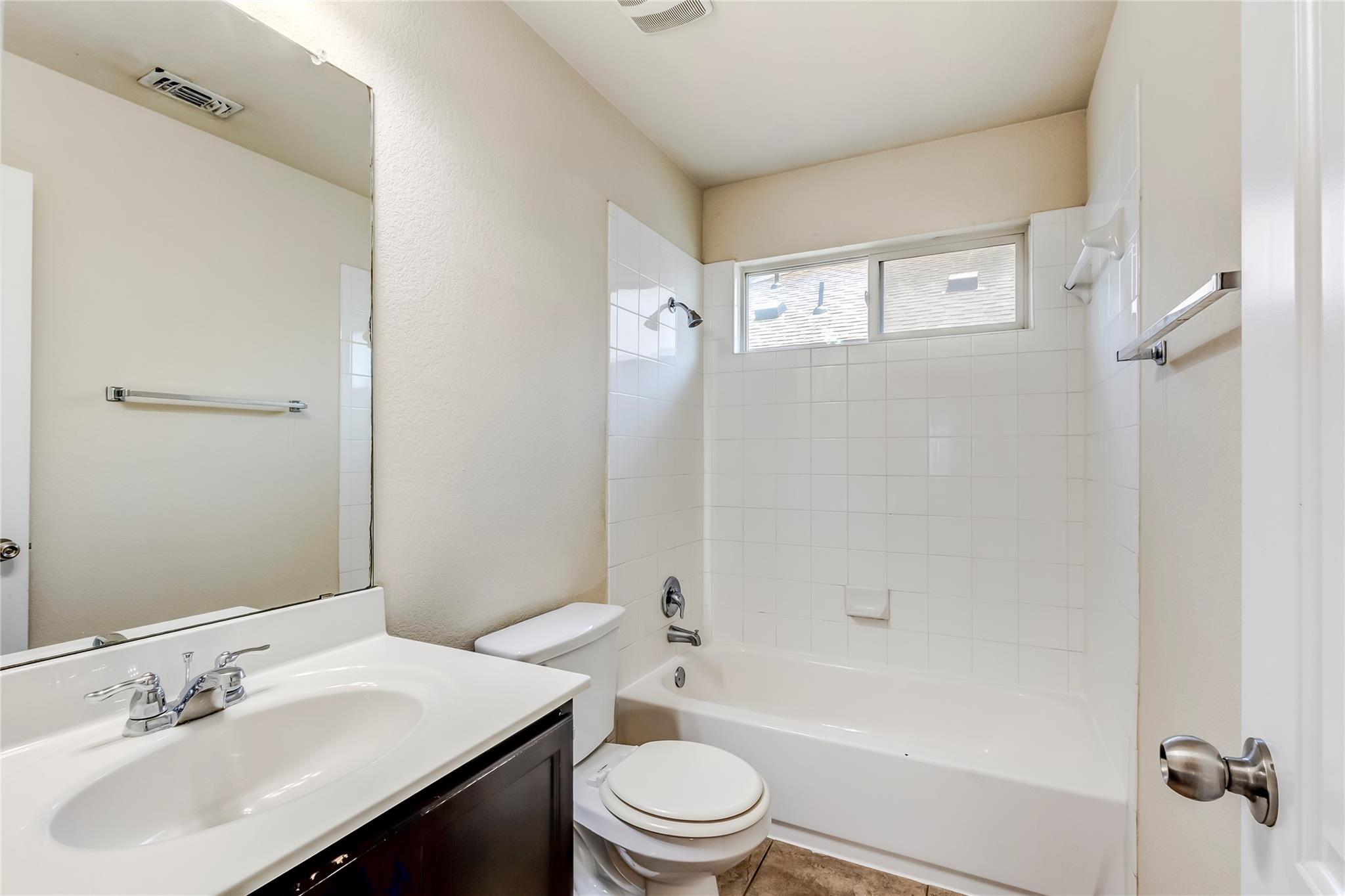 18313 Moreto Loop Property Photo 27