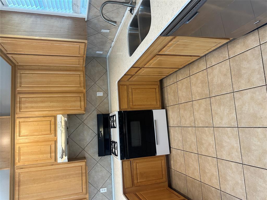 5401 Evans Ave #b Property Photo 6
