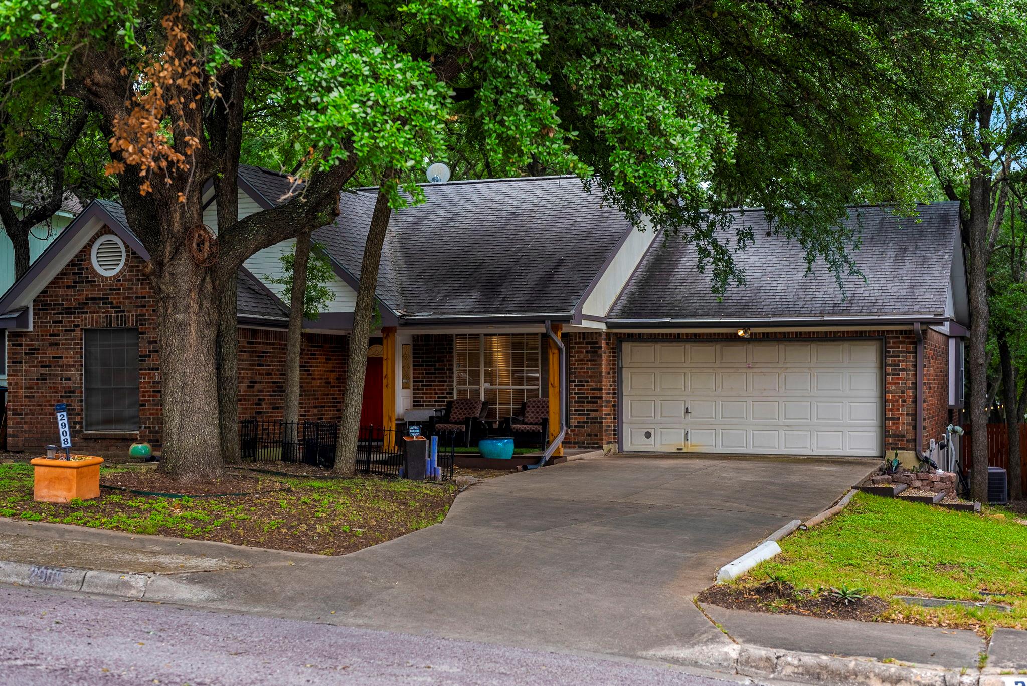 2908 Wickersham Ln Property Photo