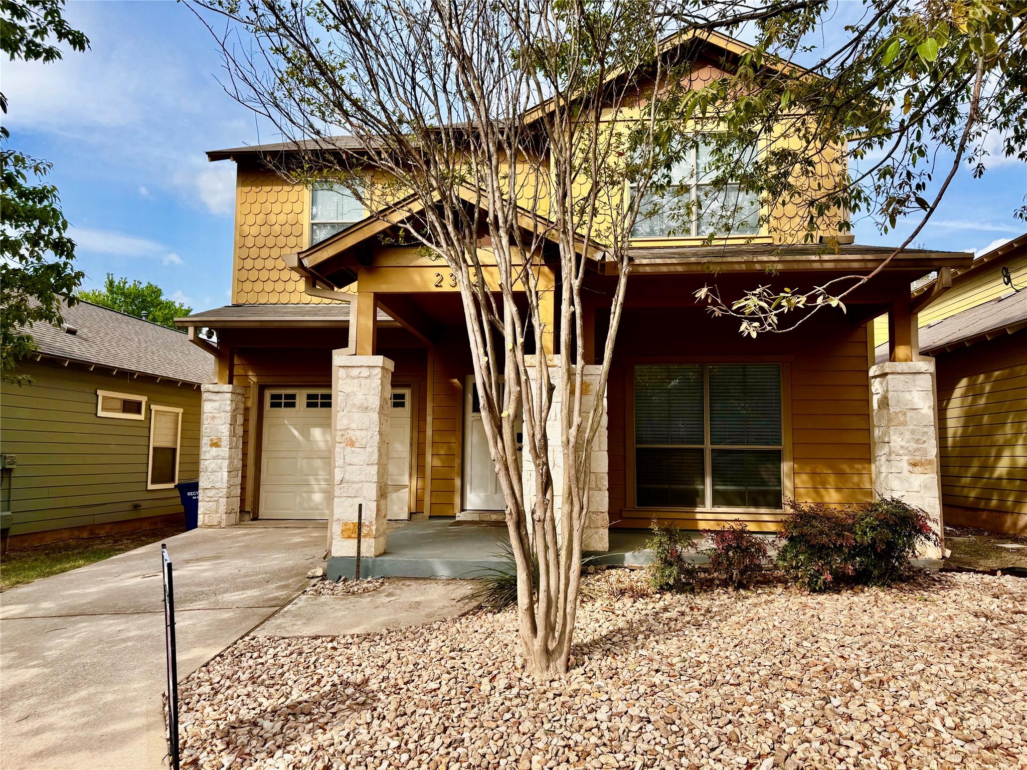 2312 Independence Dr Property Photo