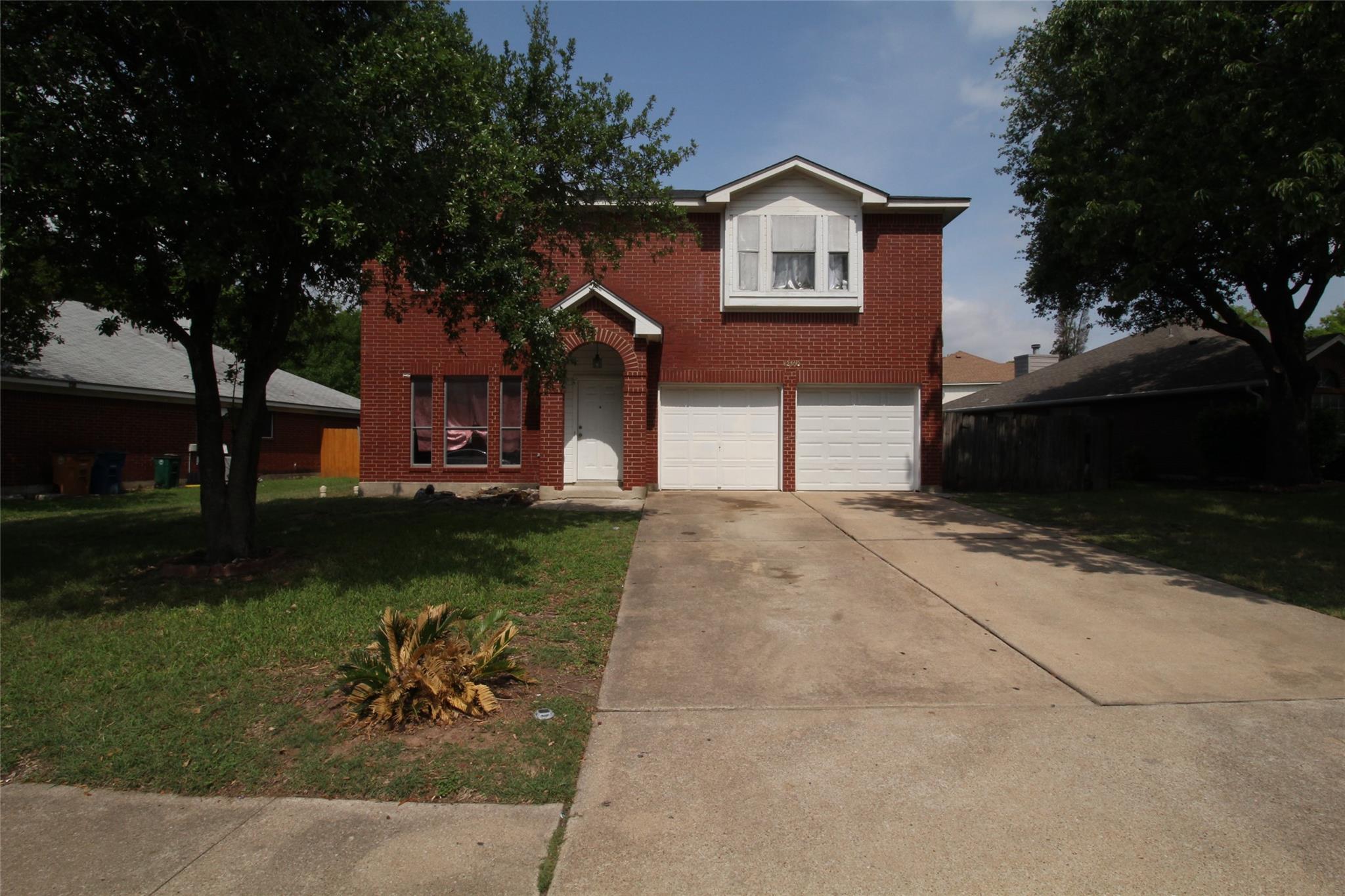12302 Uttimer LN Property Photo 1