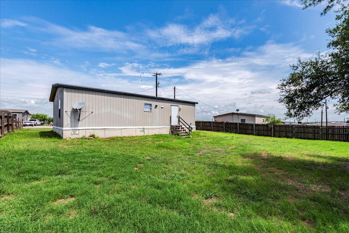 964 Railyard Dr Property Photo 20