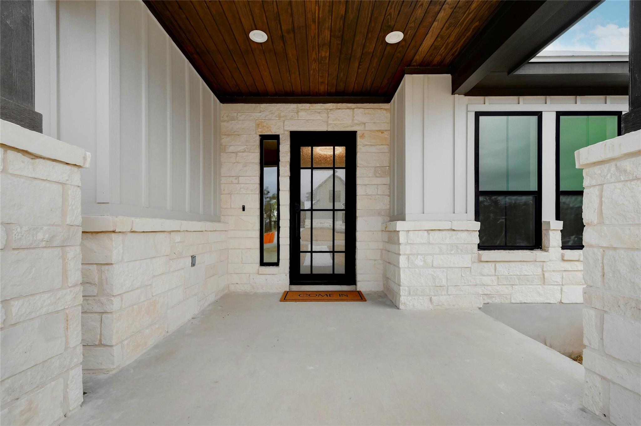 31 Peace Pipe Property Photo 3