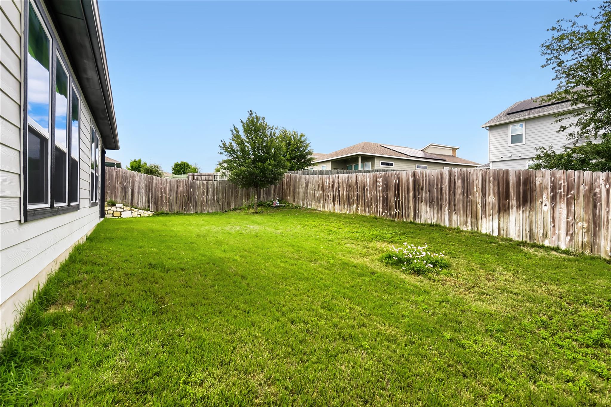 16516 Glimmering Rd Property Photo 26