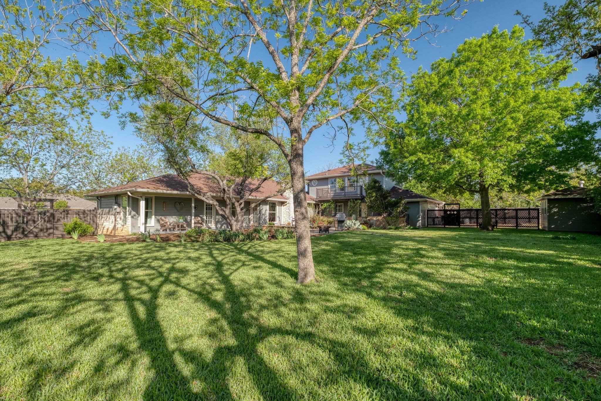 2803 Live Oak St Property Photo 30