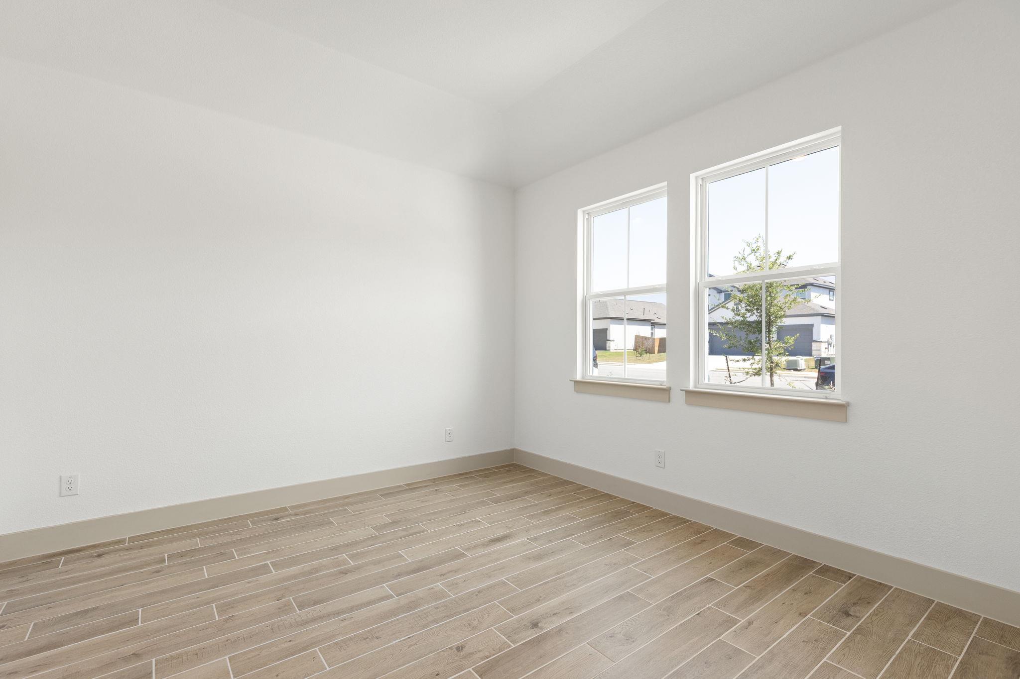 19132 Ariel Elena Way Property Photo 6