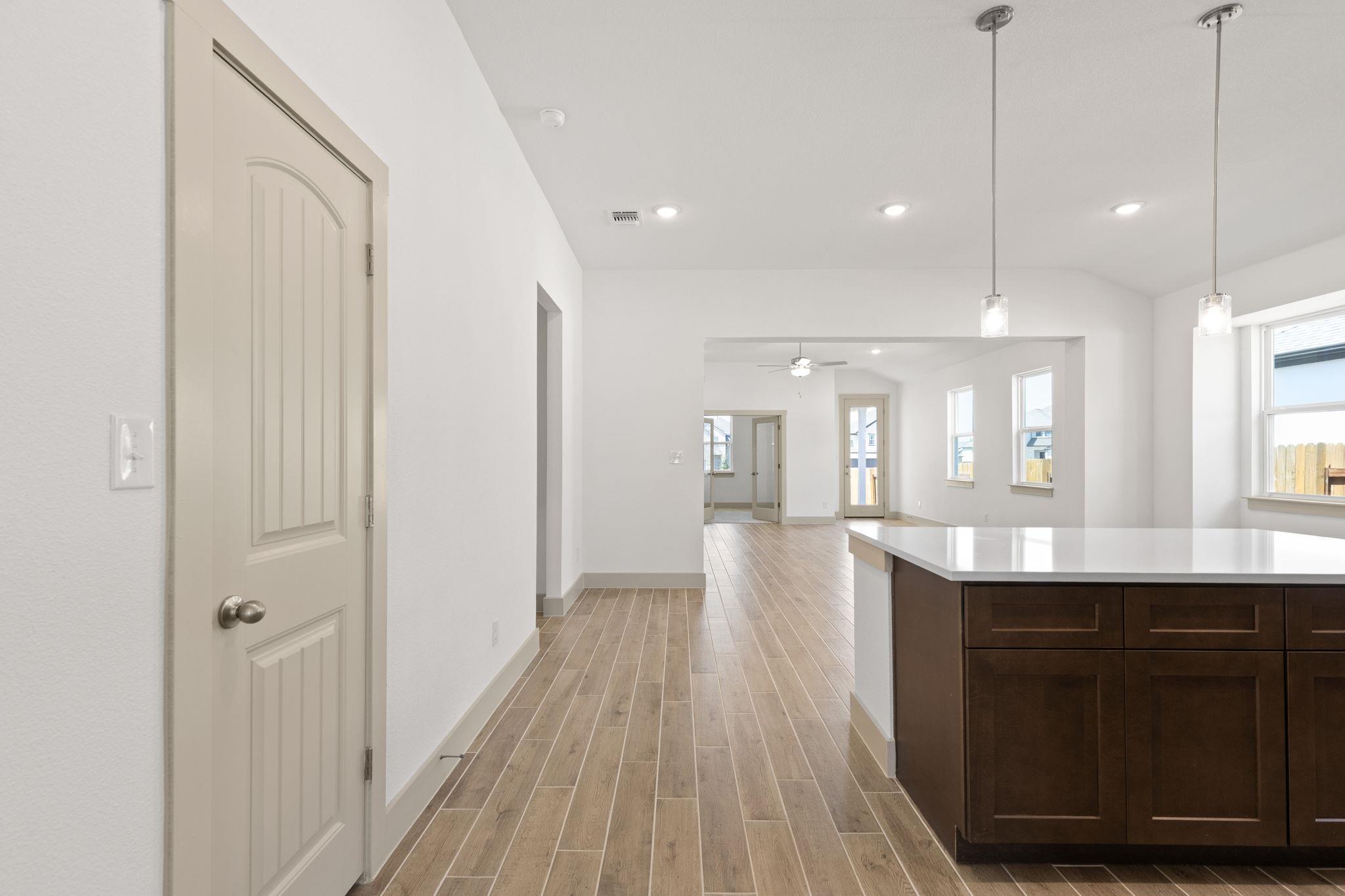 19132 Ariel Elena Way Property Photo 7