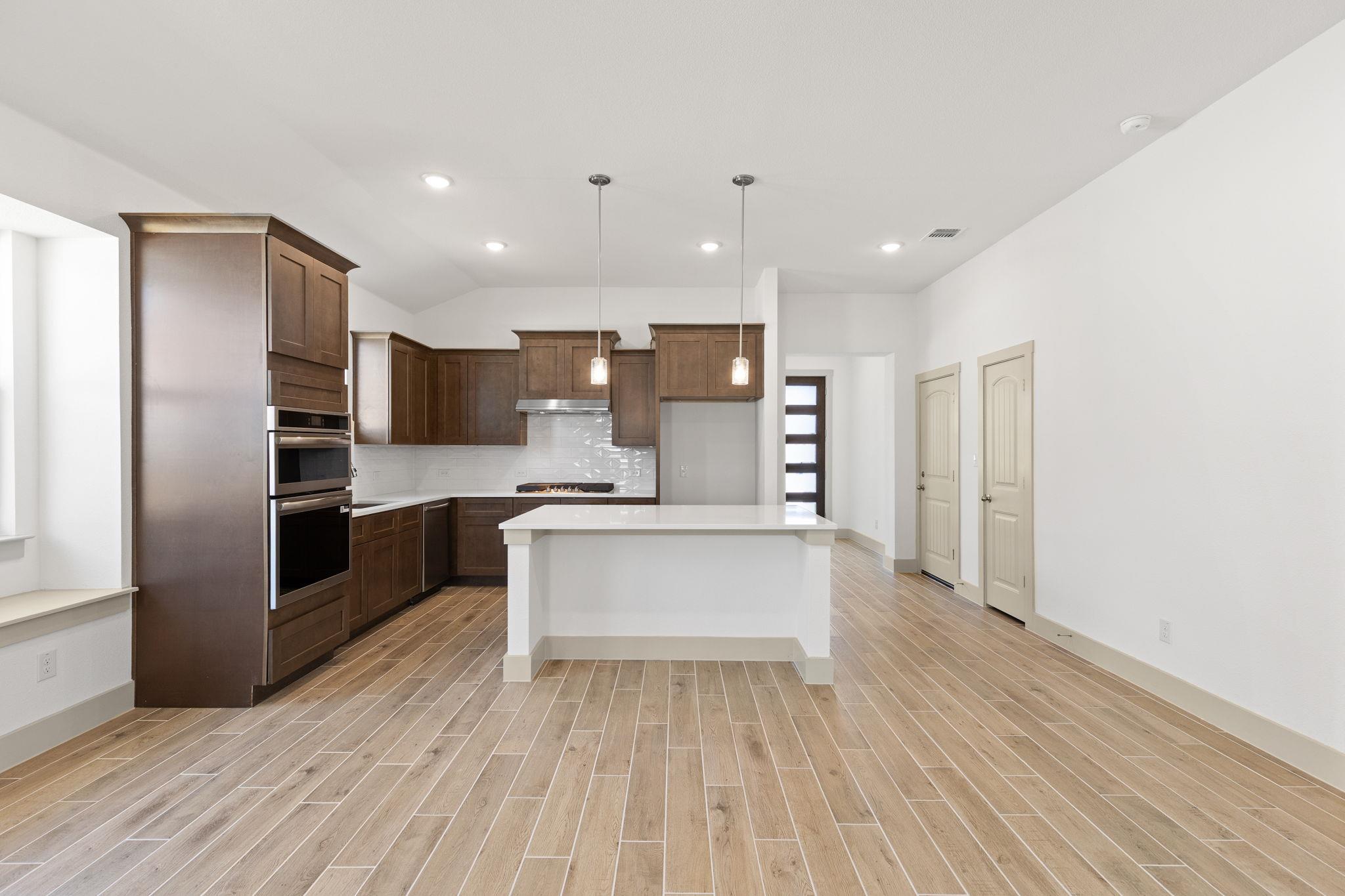 19132 Ariel Elena Way Property Photo 12