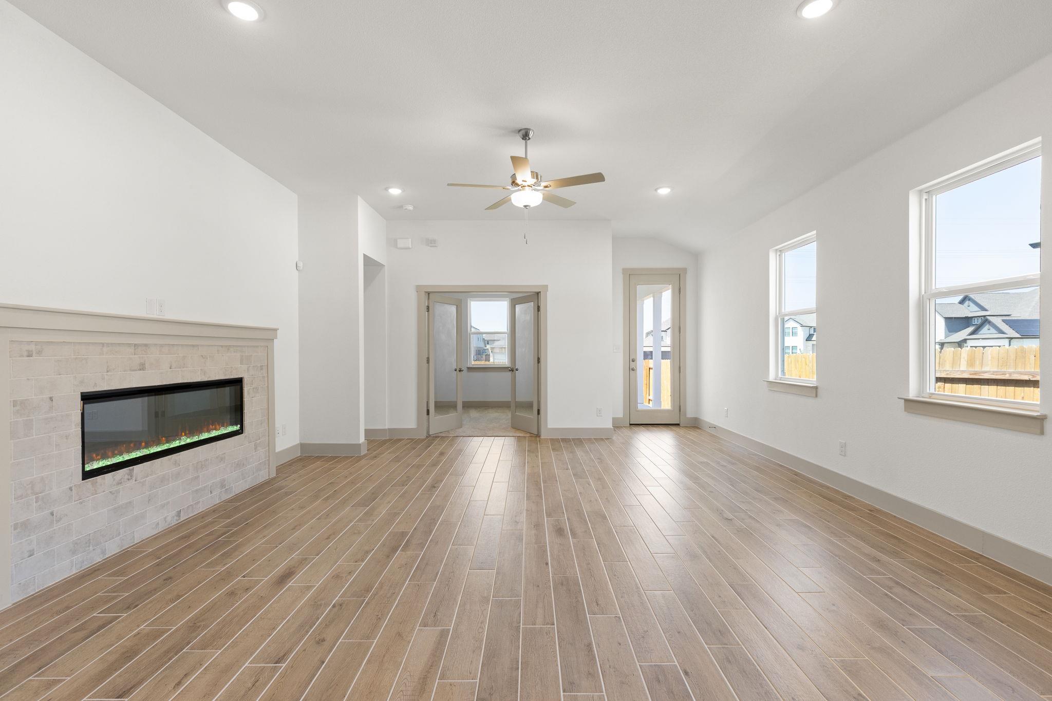 19132 Ariel Elena Way Property Photo 16