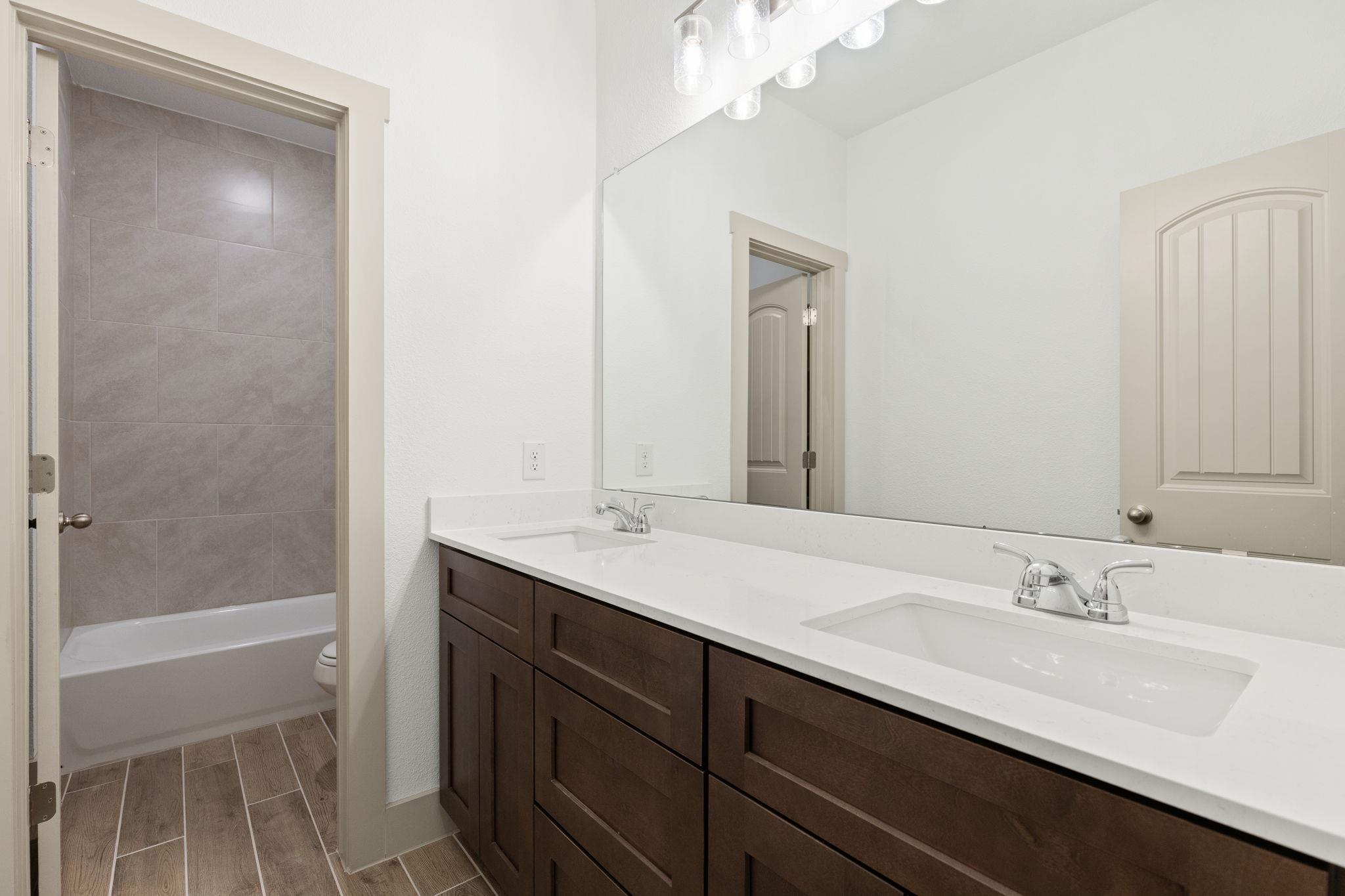 19132 Ariel Elena Way Property Photo 30