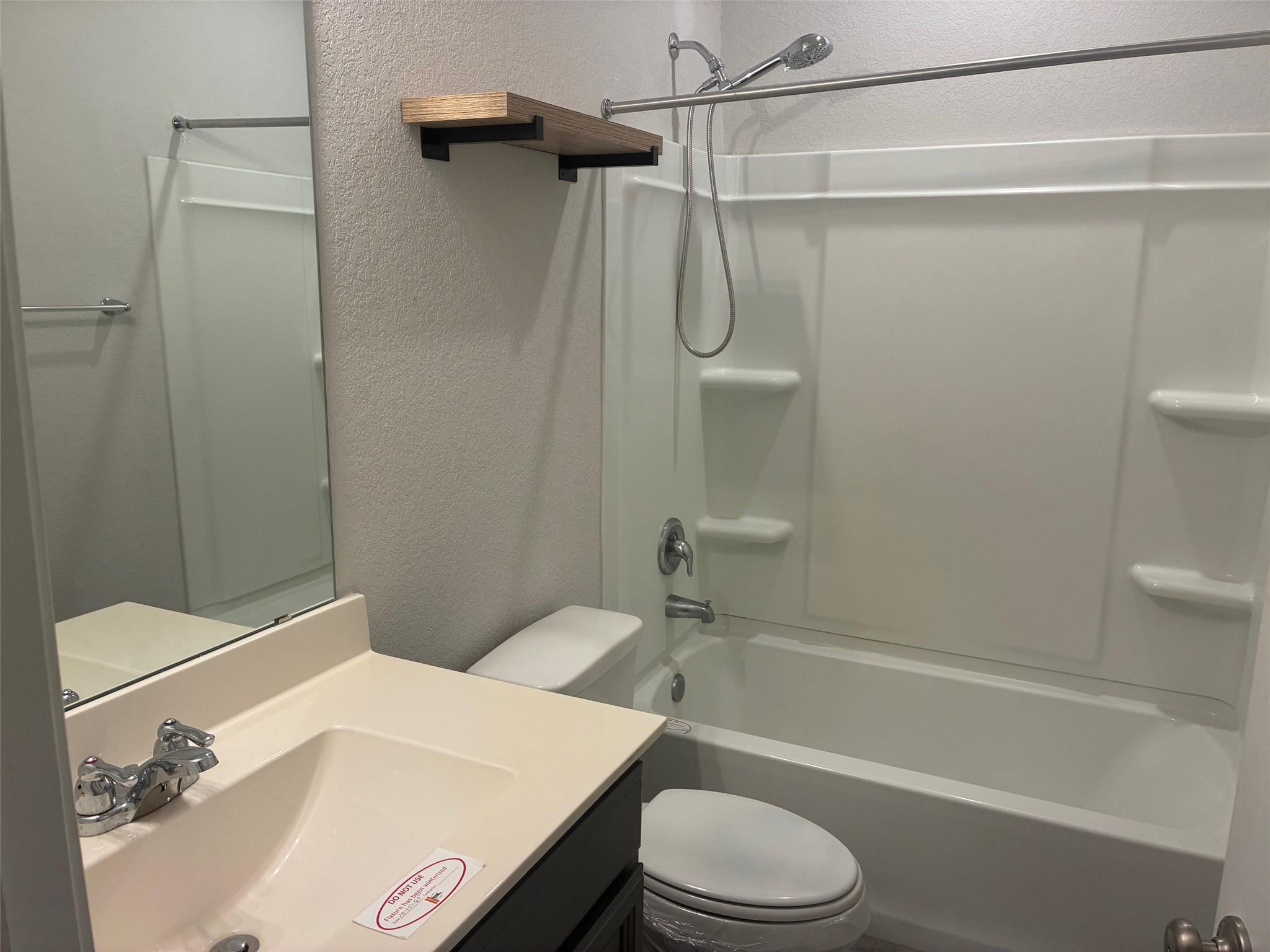 2509 Berryville Ln Property Photo 8