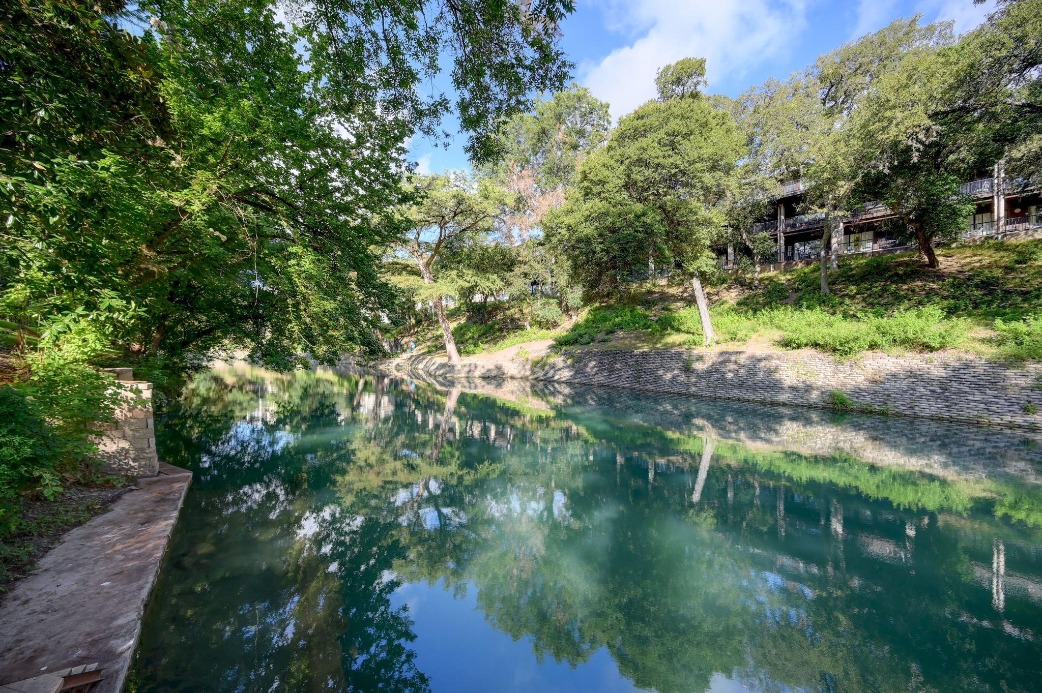 82 Guada Coma Dr #b Property Photo 6