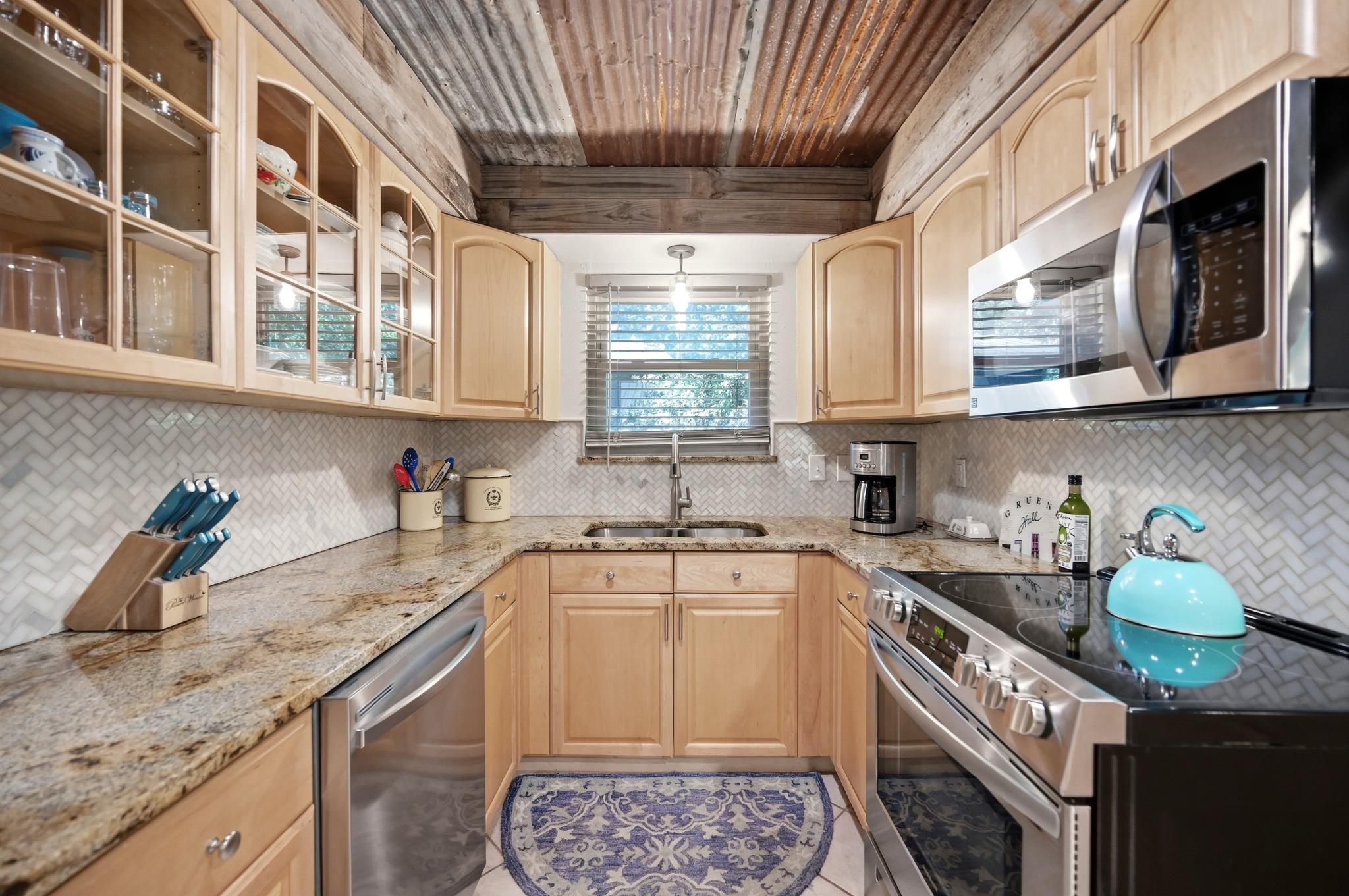 82 Guada Coma Dr #b Property Photo 14