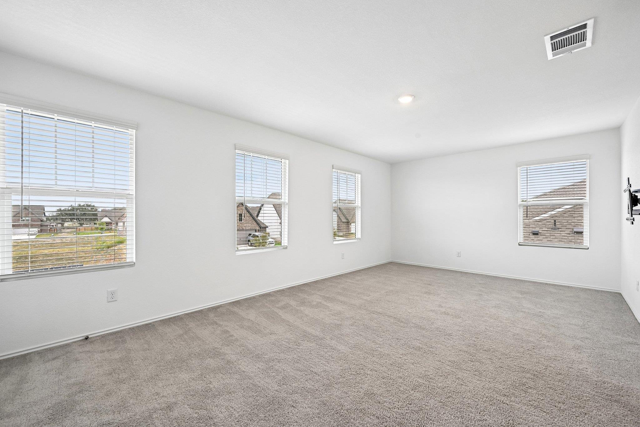 321 Keefer None Property Photo 12