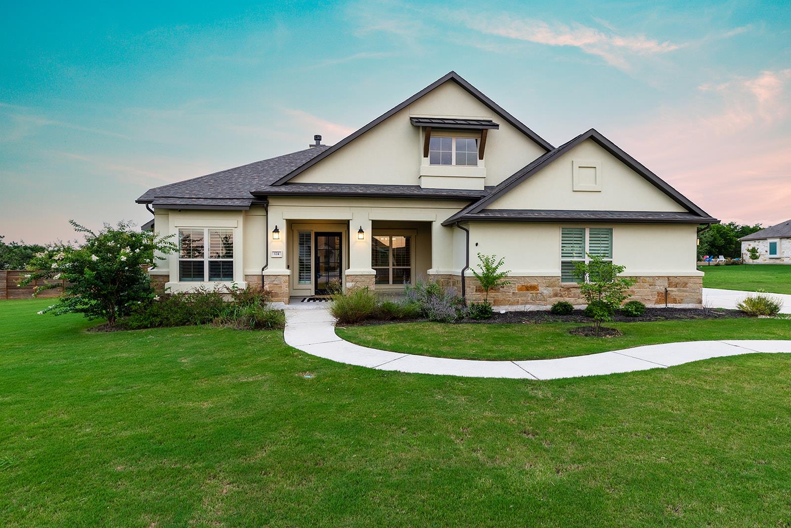 124 Plum Sassy None Property Photo 1