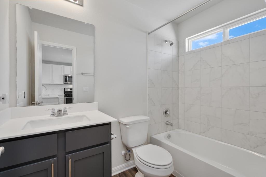 8004 Catbird Ln Casita Property Photo 7