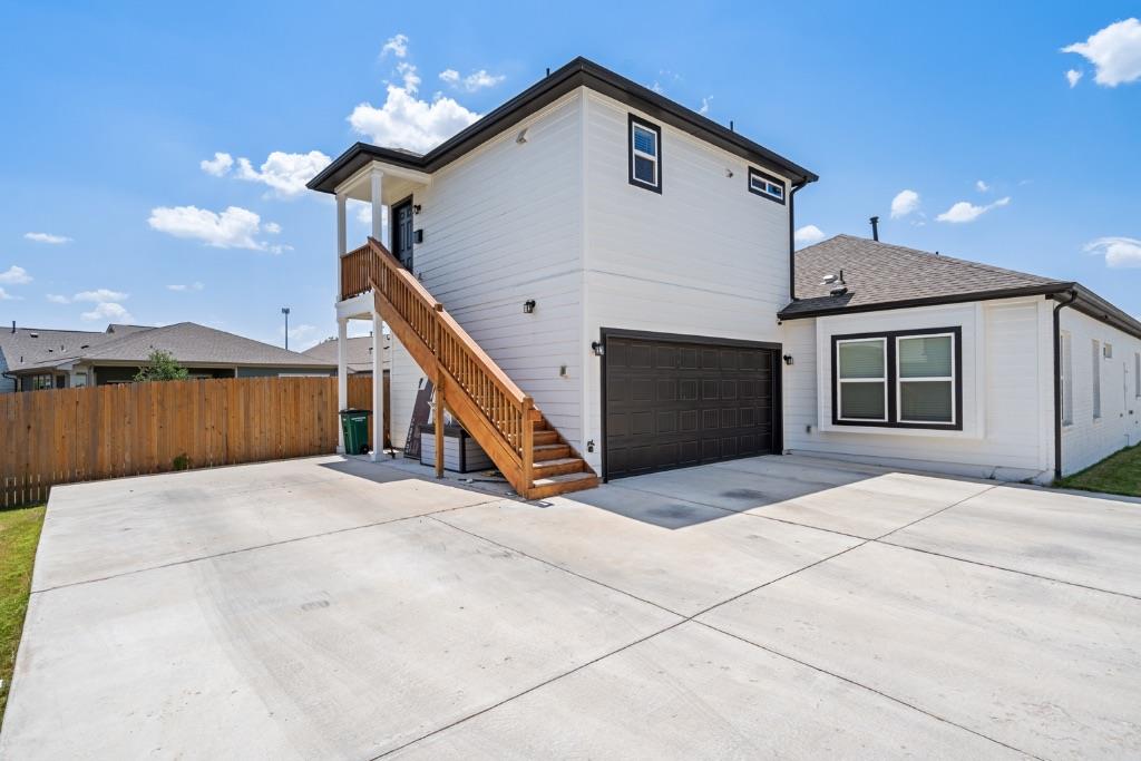 8004 Catbird Ln Casita Property Photo 12